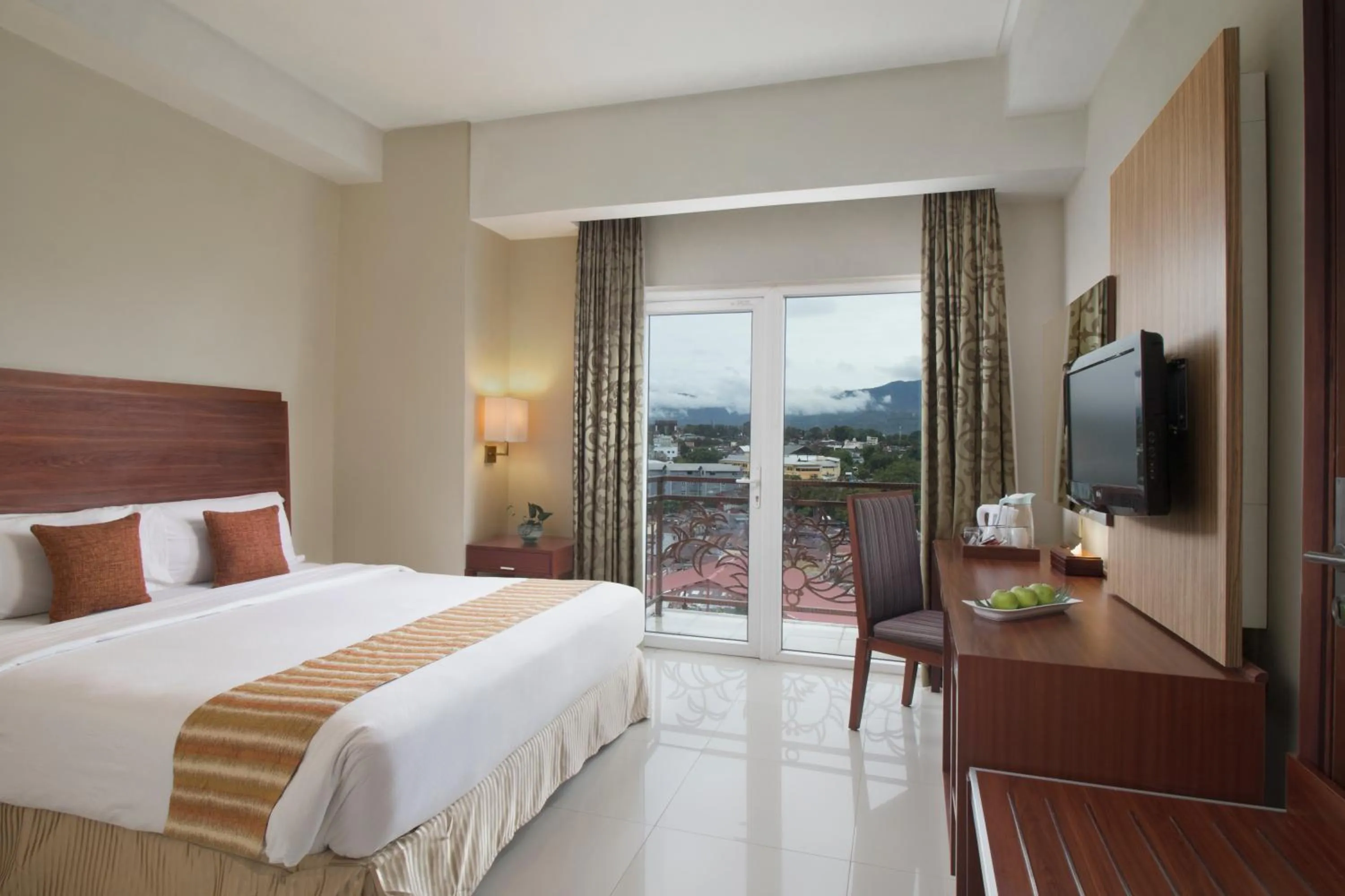 Bedroom, Bed in Aston Manado Hotel