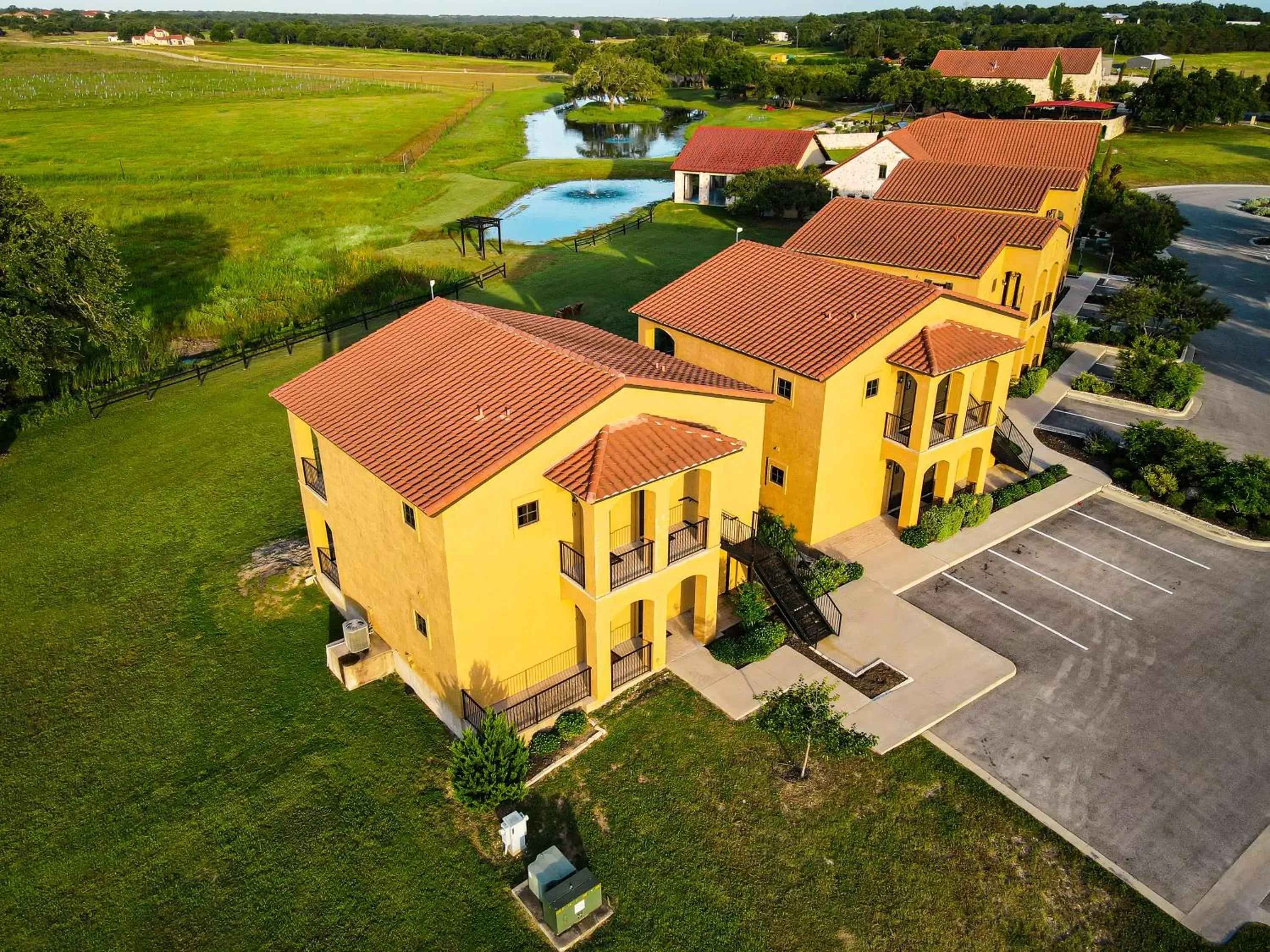 King Room with Balcony in The Vineyard at Florence King Room with Balcony in The Vineyard at Florence