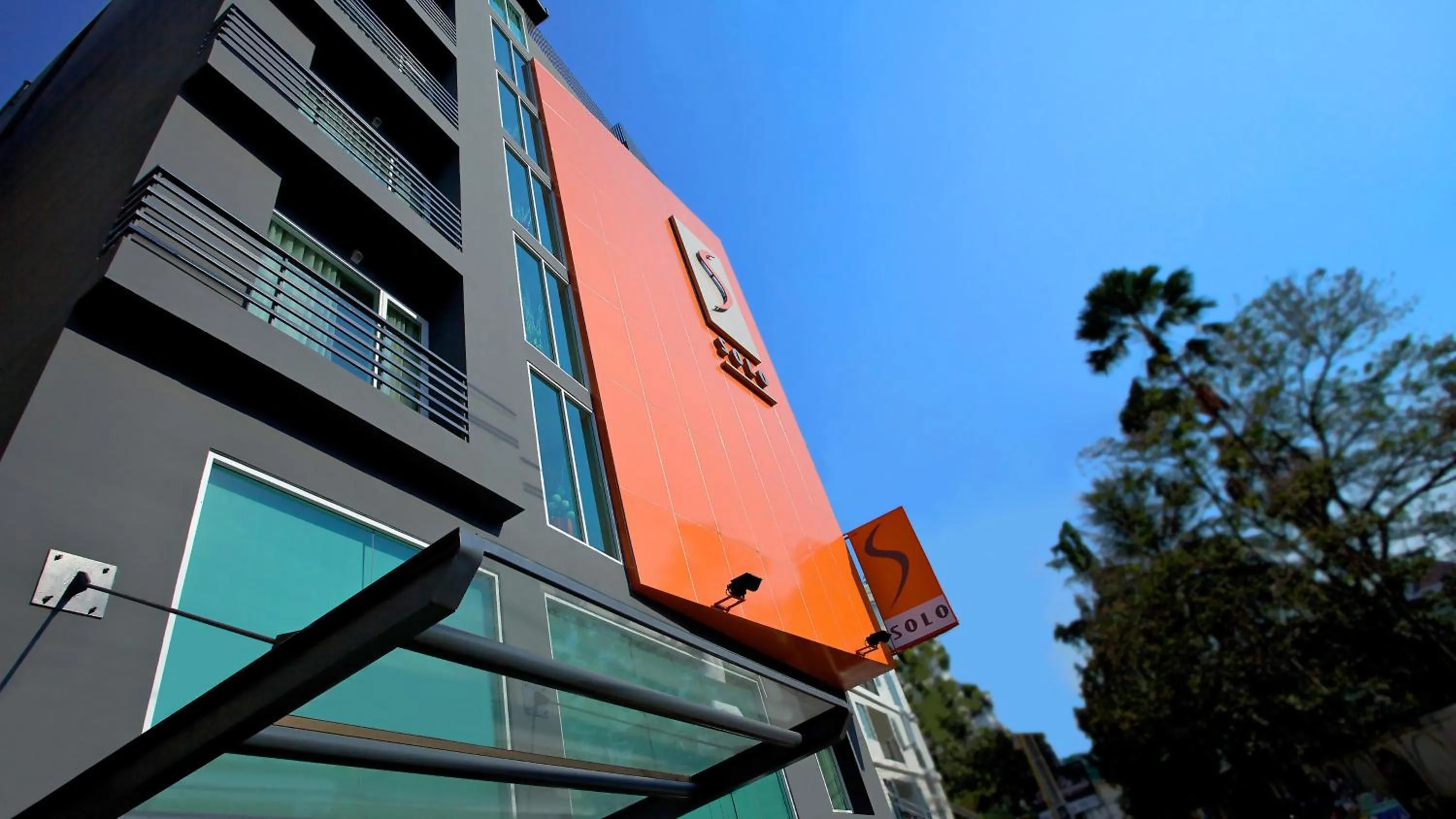 Property building in Hotel Solo, Sukhumvit 2, Bangkok - SHA Extra Plus