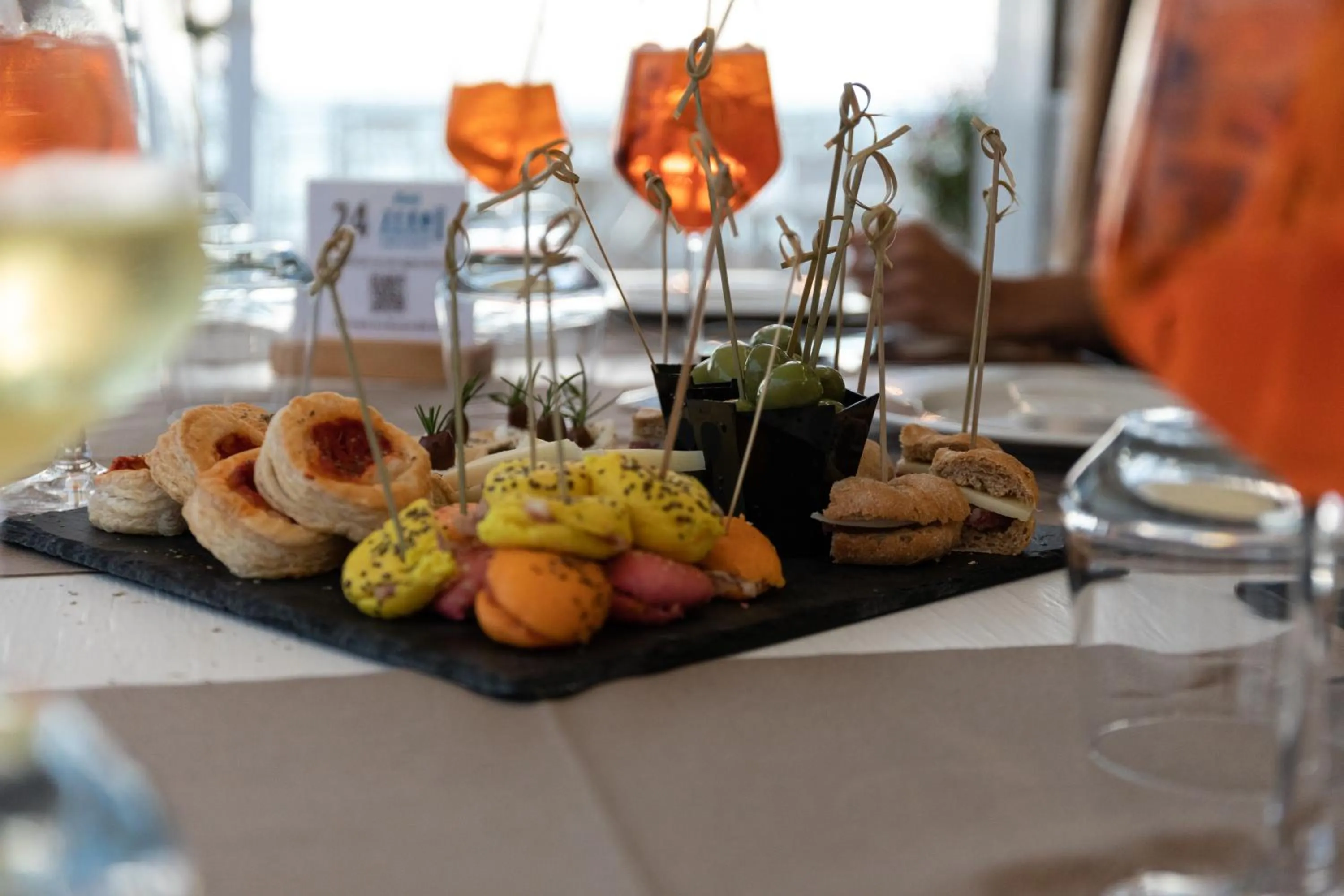 Restaurant/places to eat in Le Palme Village