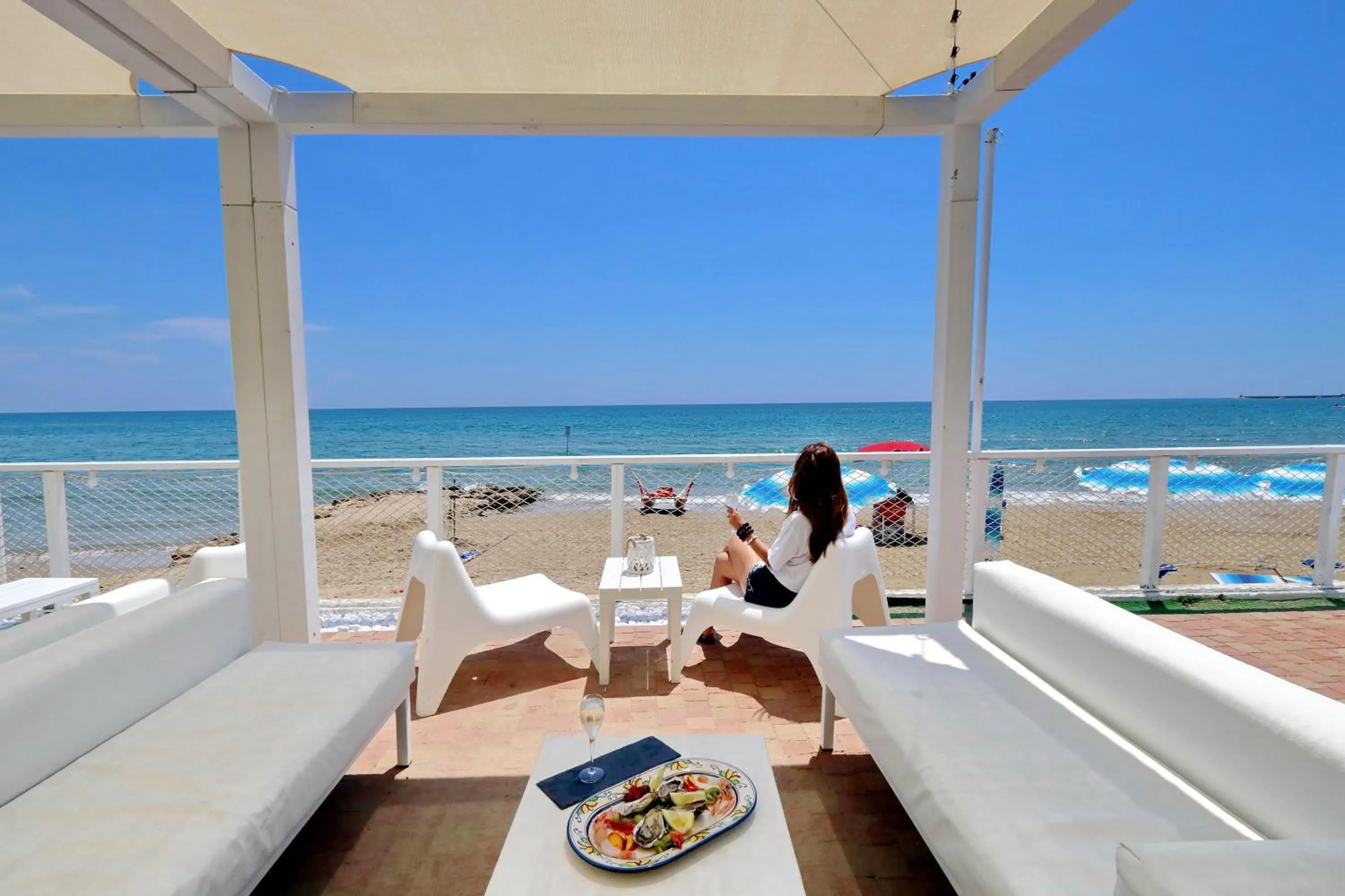 Restaurant/places to eat in Le Palme Village