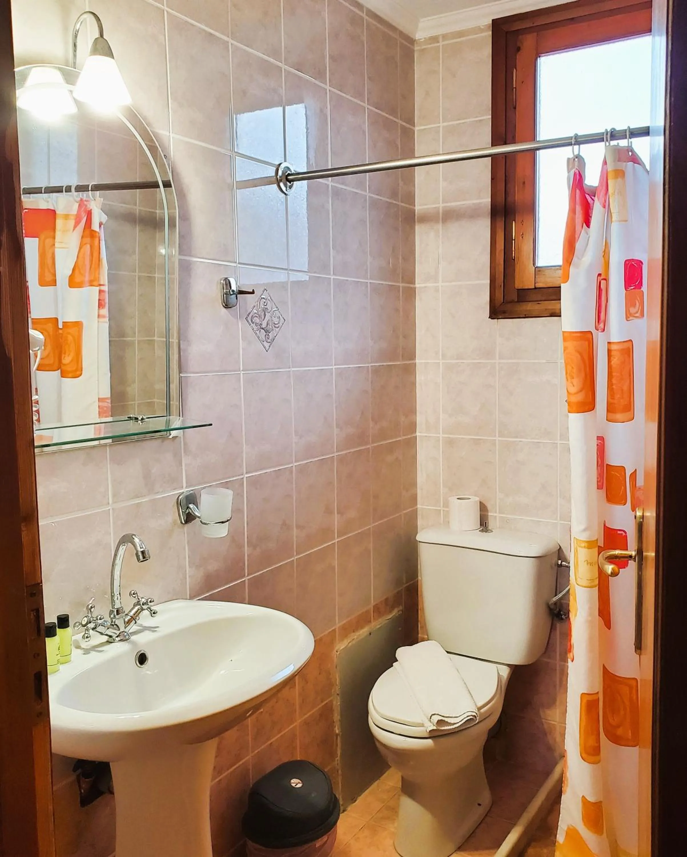 Toilet in Diporto