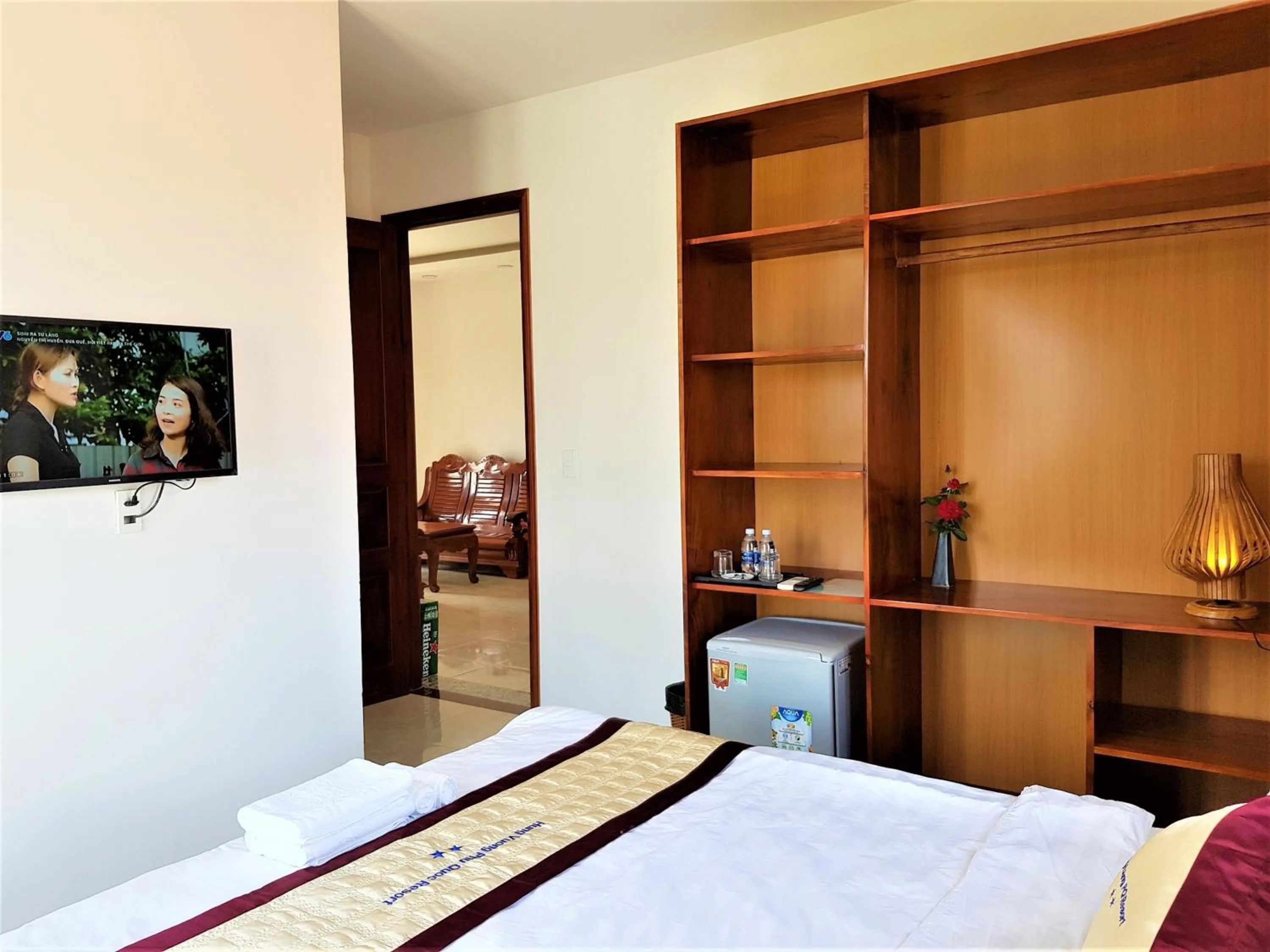 Bed in Hung Vuong Resort