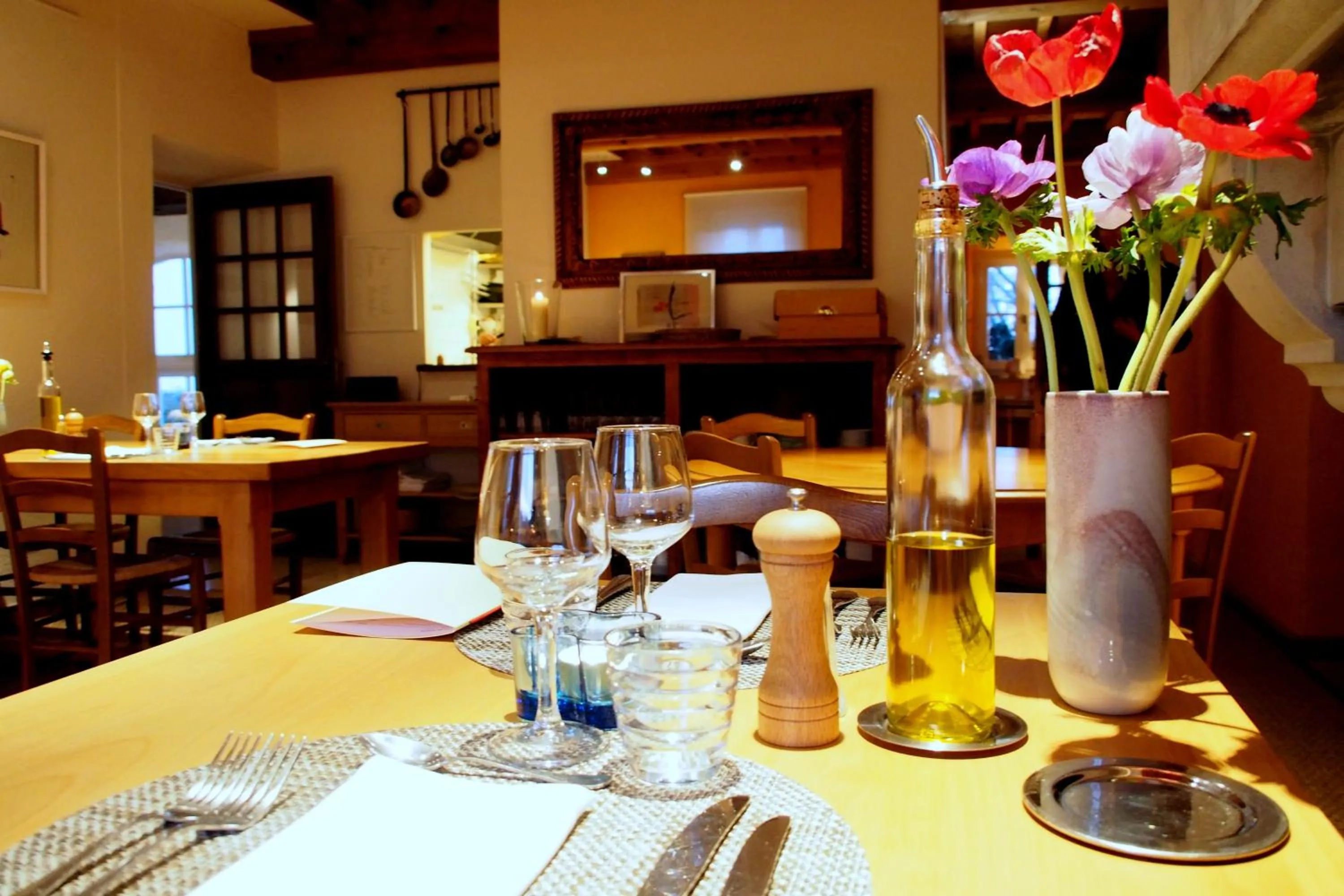 Restaurant/places to eat in Hotel Le Moulin du Château