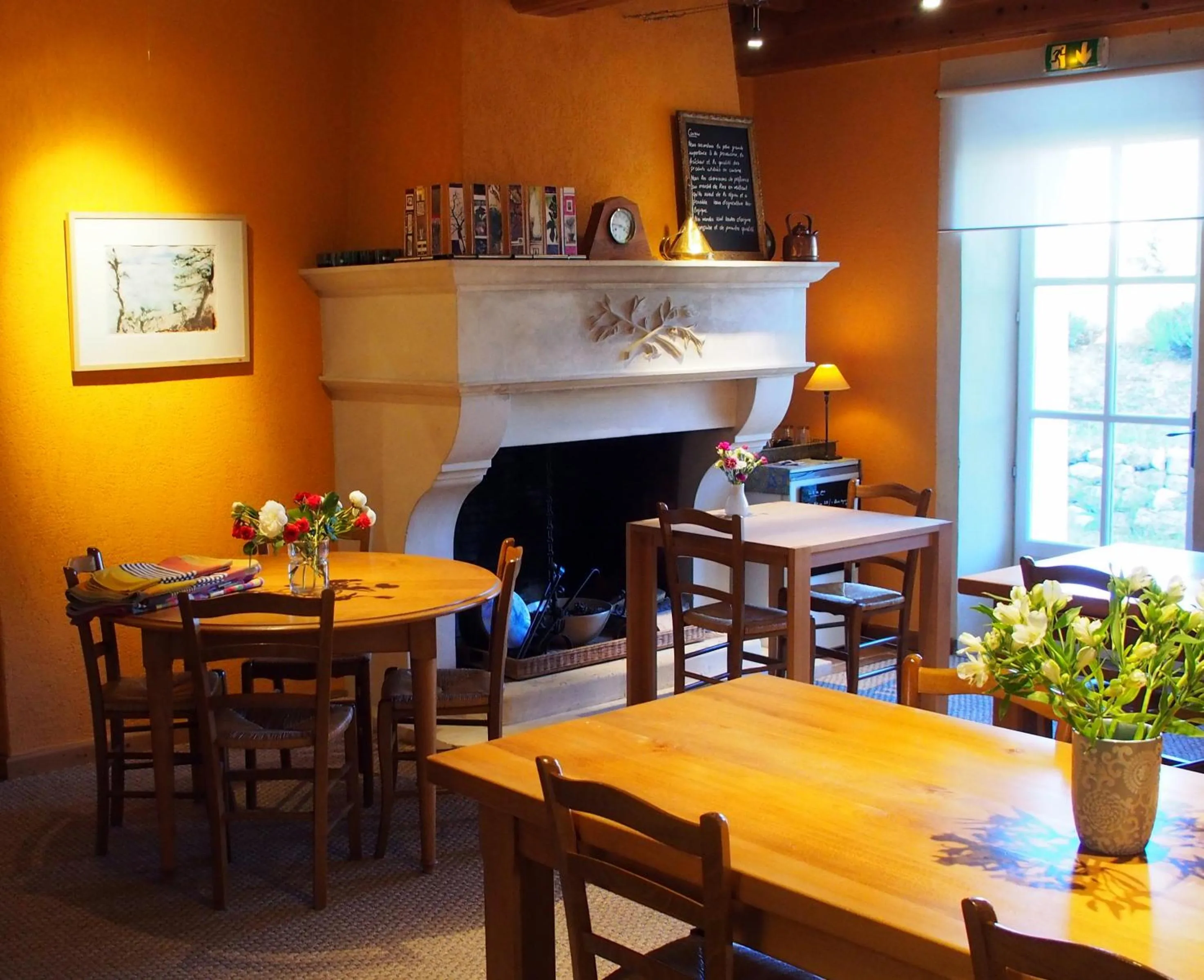 Restaurant/places to eat in Hotel Le Moulin du Château