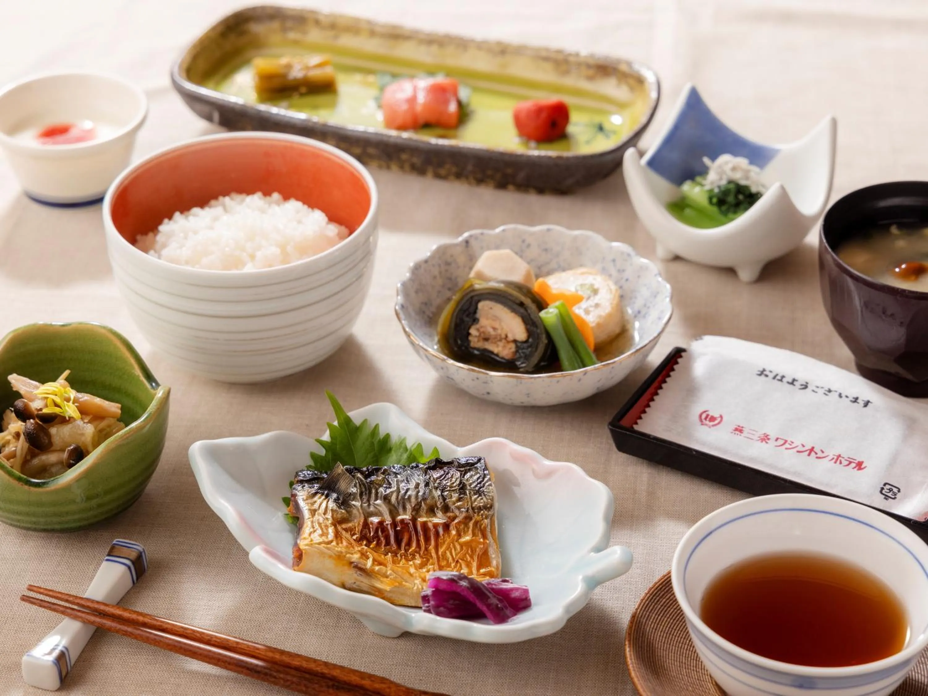 Asian breakfast in Tsubamesanjo Washington Hotel