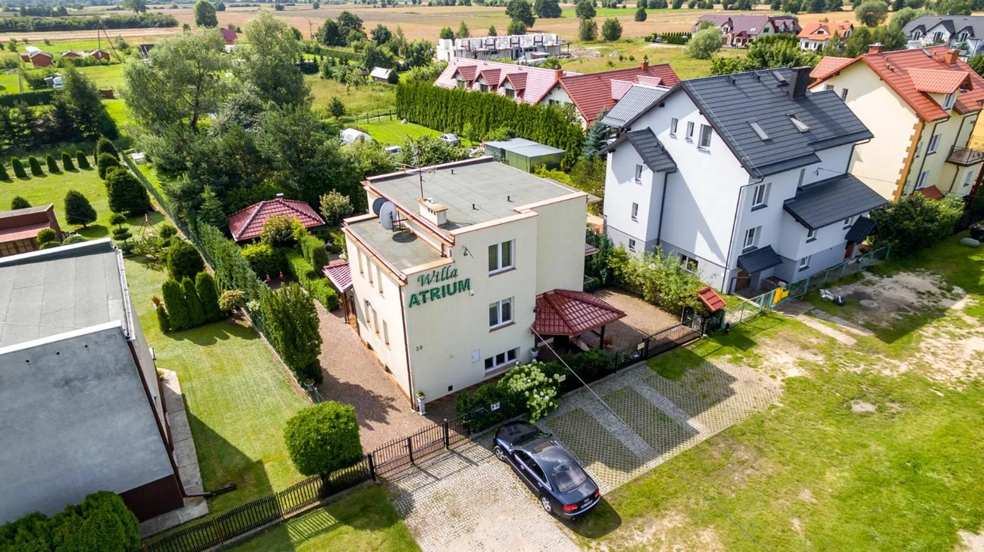 Property building in Willa Atrium