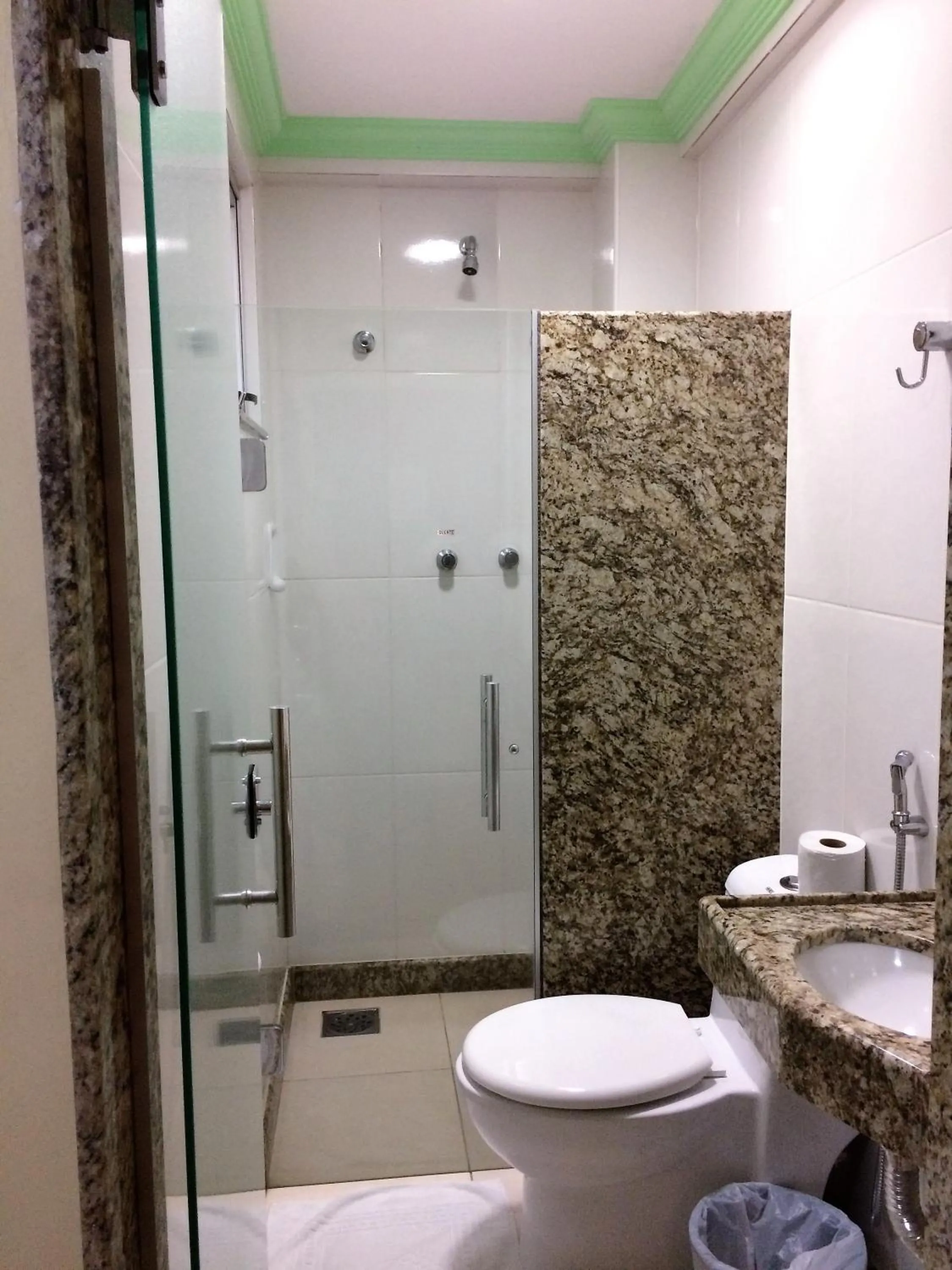 Bathroom in Brasil Center Hotel