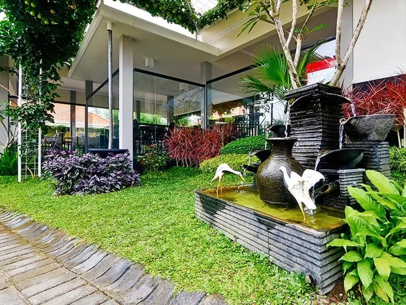 Garden in Riverstone Hotel & Cottage