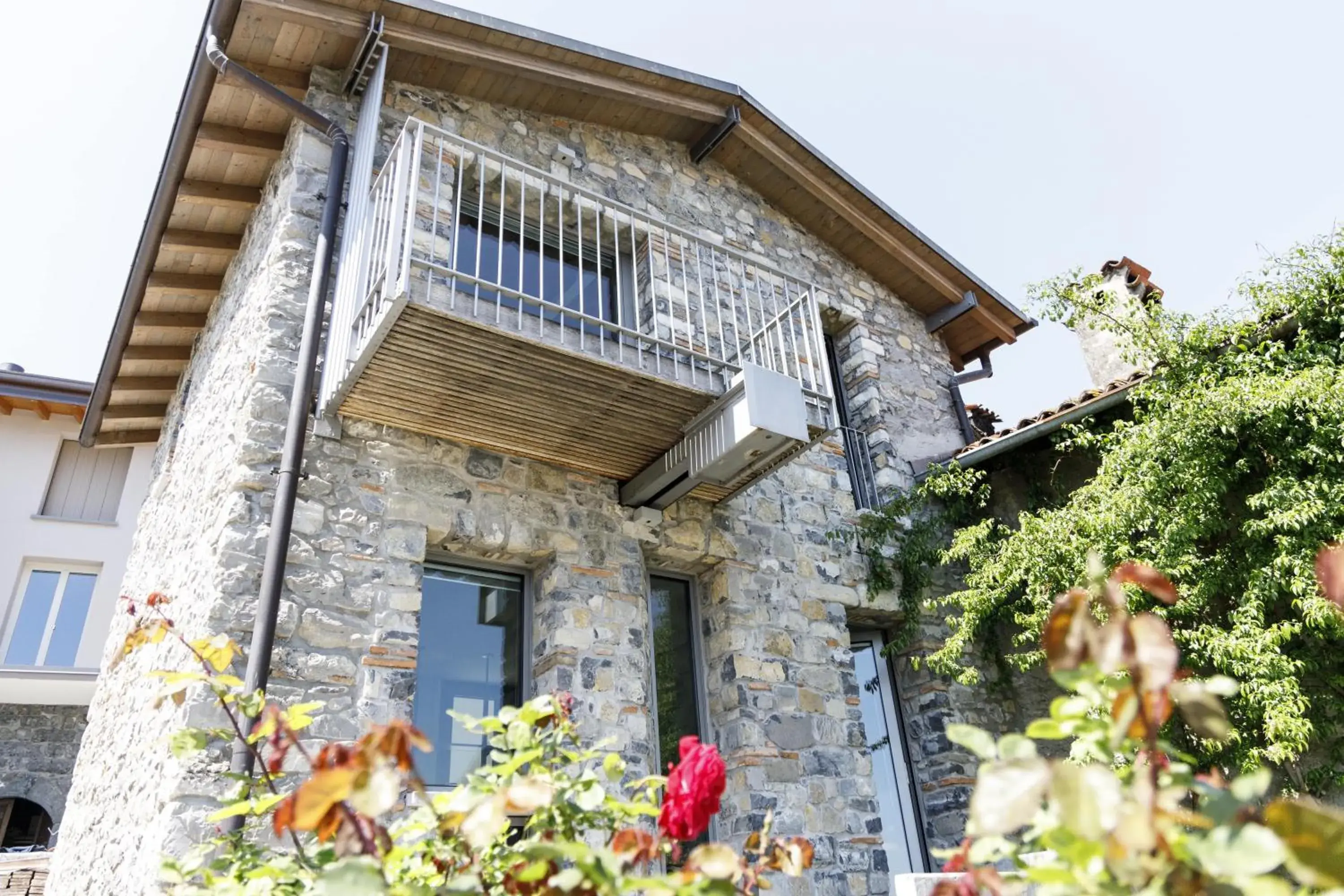 Property building in Hotel Miranda Property building in Hotel Miranda