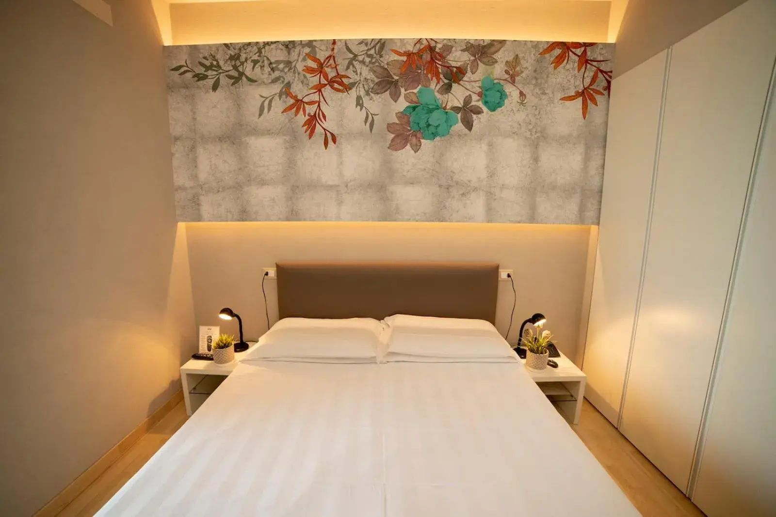 Bedroom, Bed in Hotel Miranda Bedroom, Bed in Hotel Miranda