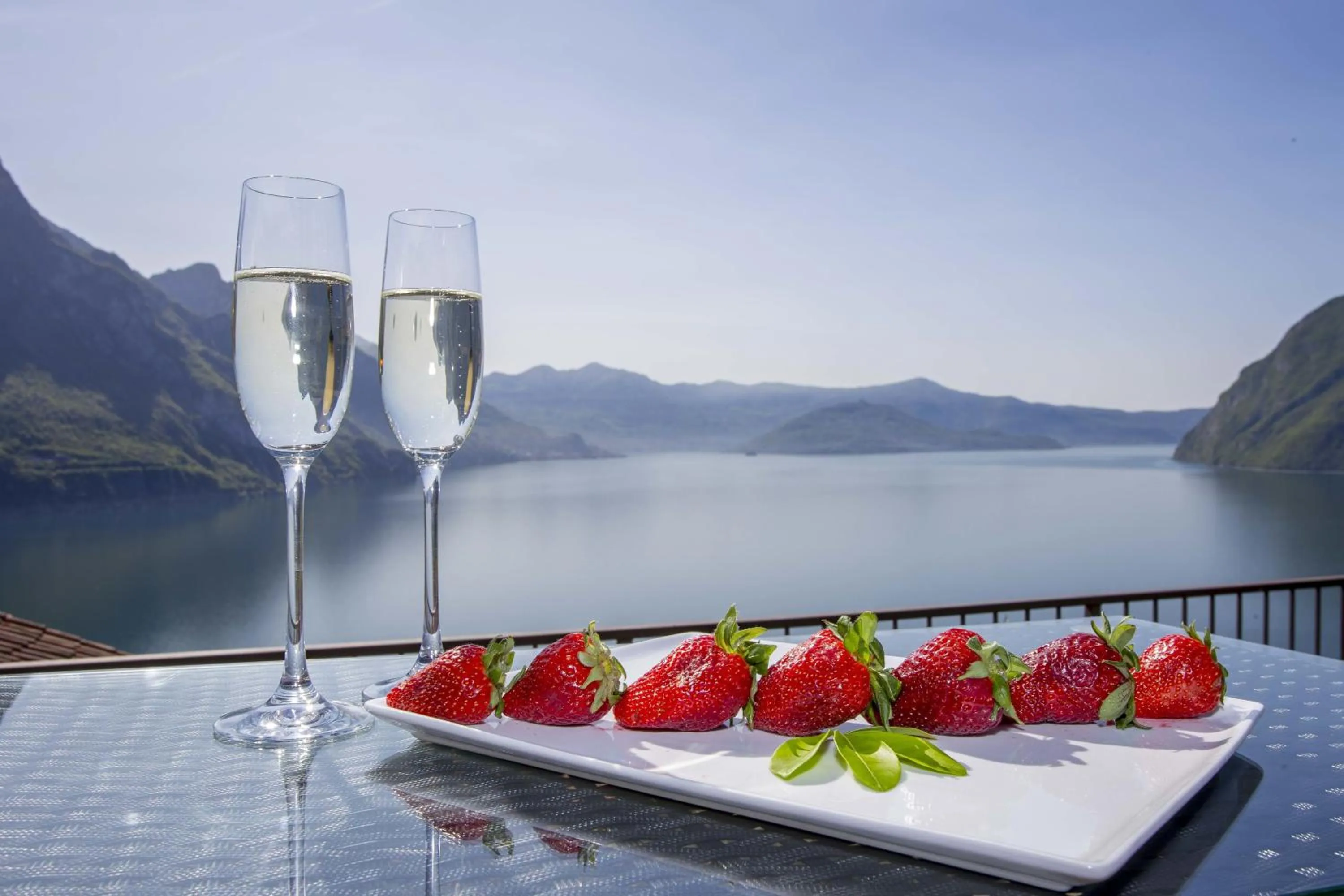 Lake view in Hotel Miranda