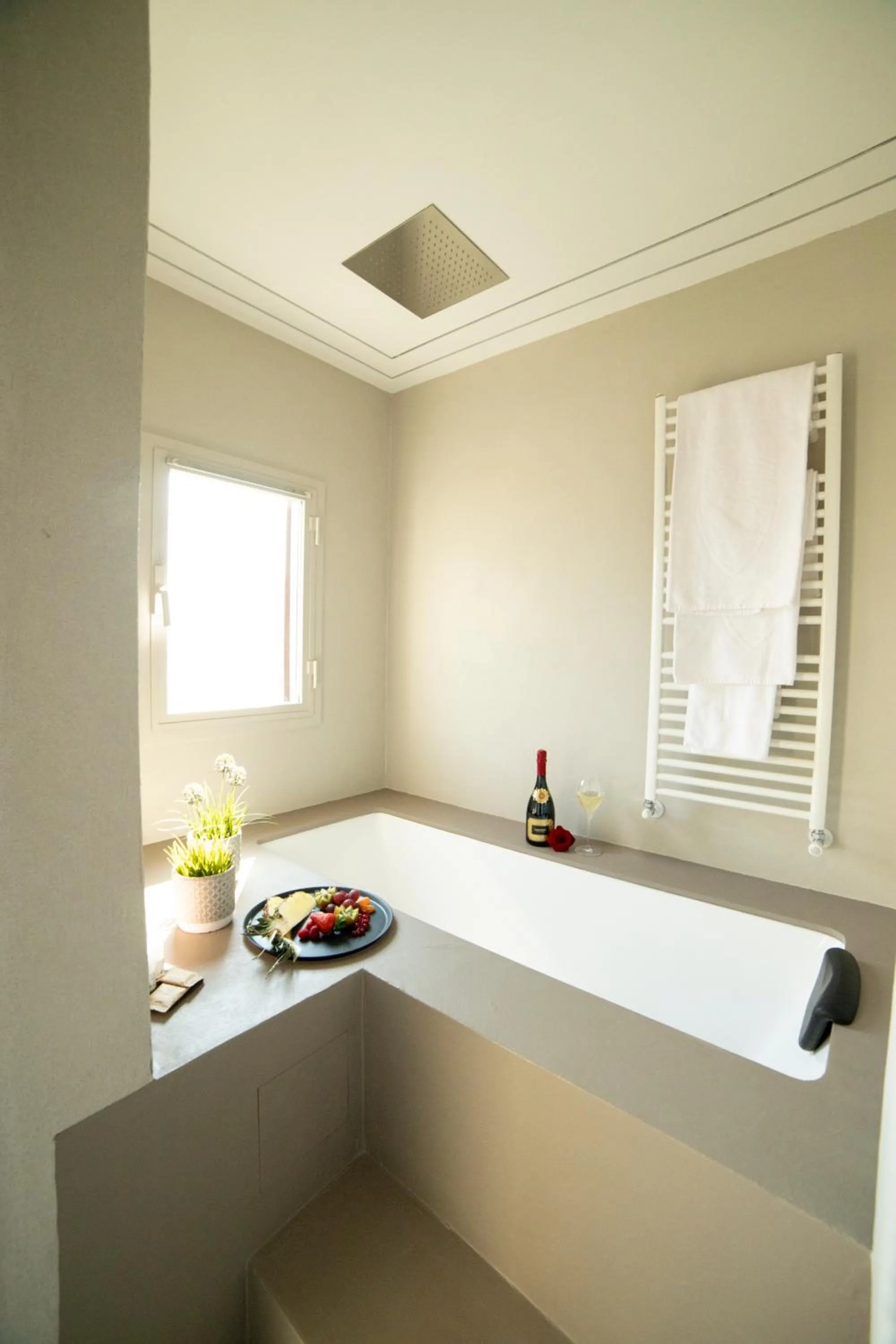 Bathroom in Hotel Miranda