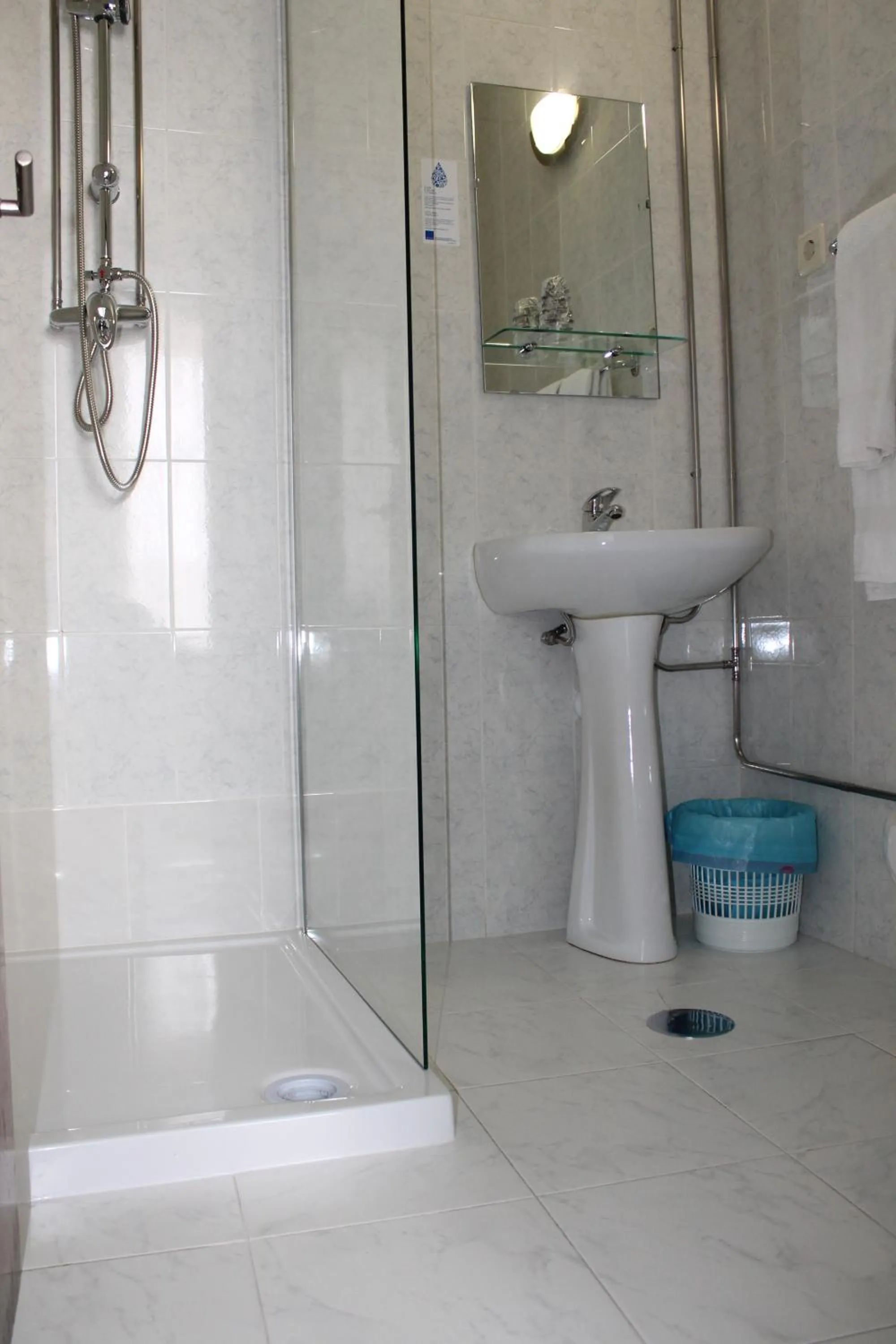 Bathroom in Grande Oceano Guest House