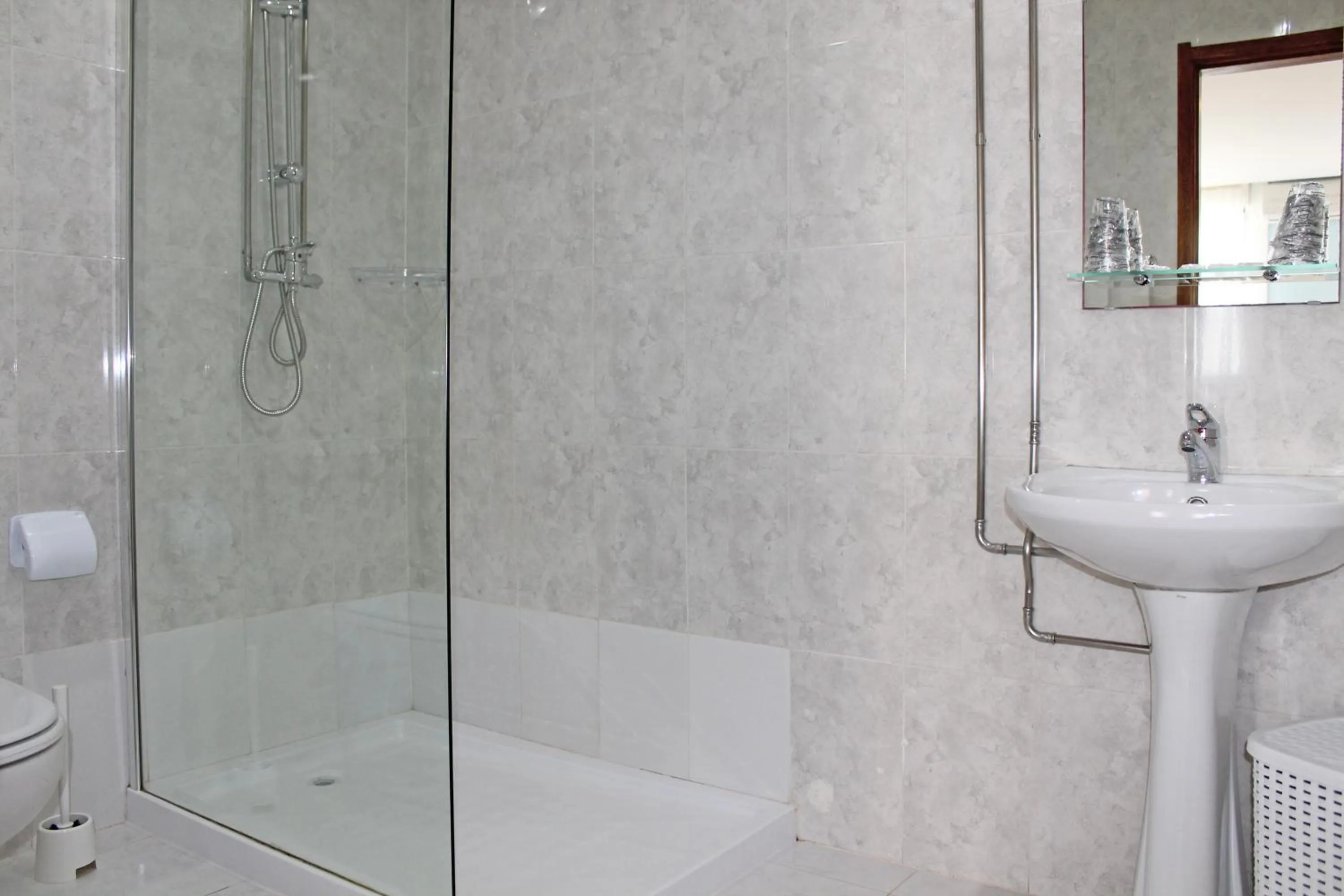 Bathroom in Grande Oceano Guest House