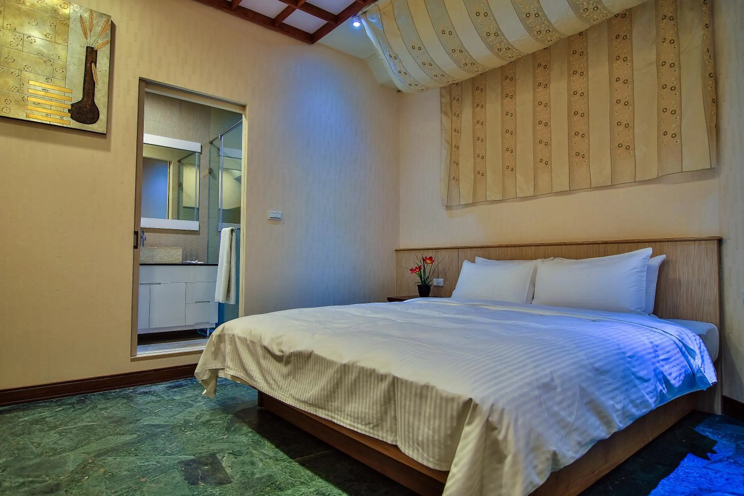 Double Room (No Window) in Dawn Of Tarot B&B