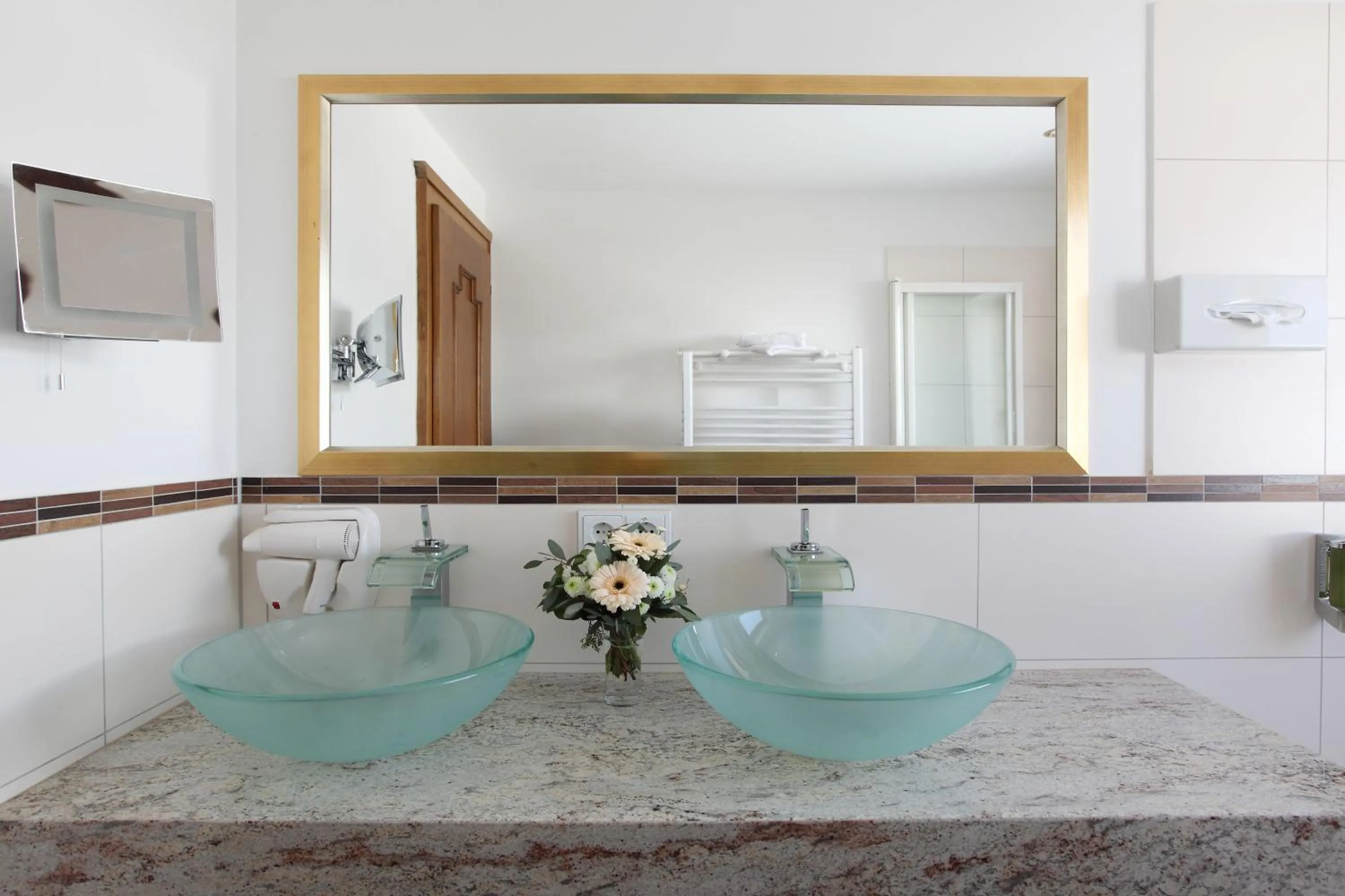 Bathroom in Hotel Anemone