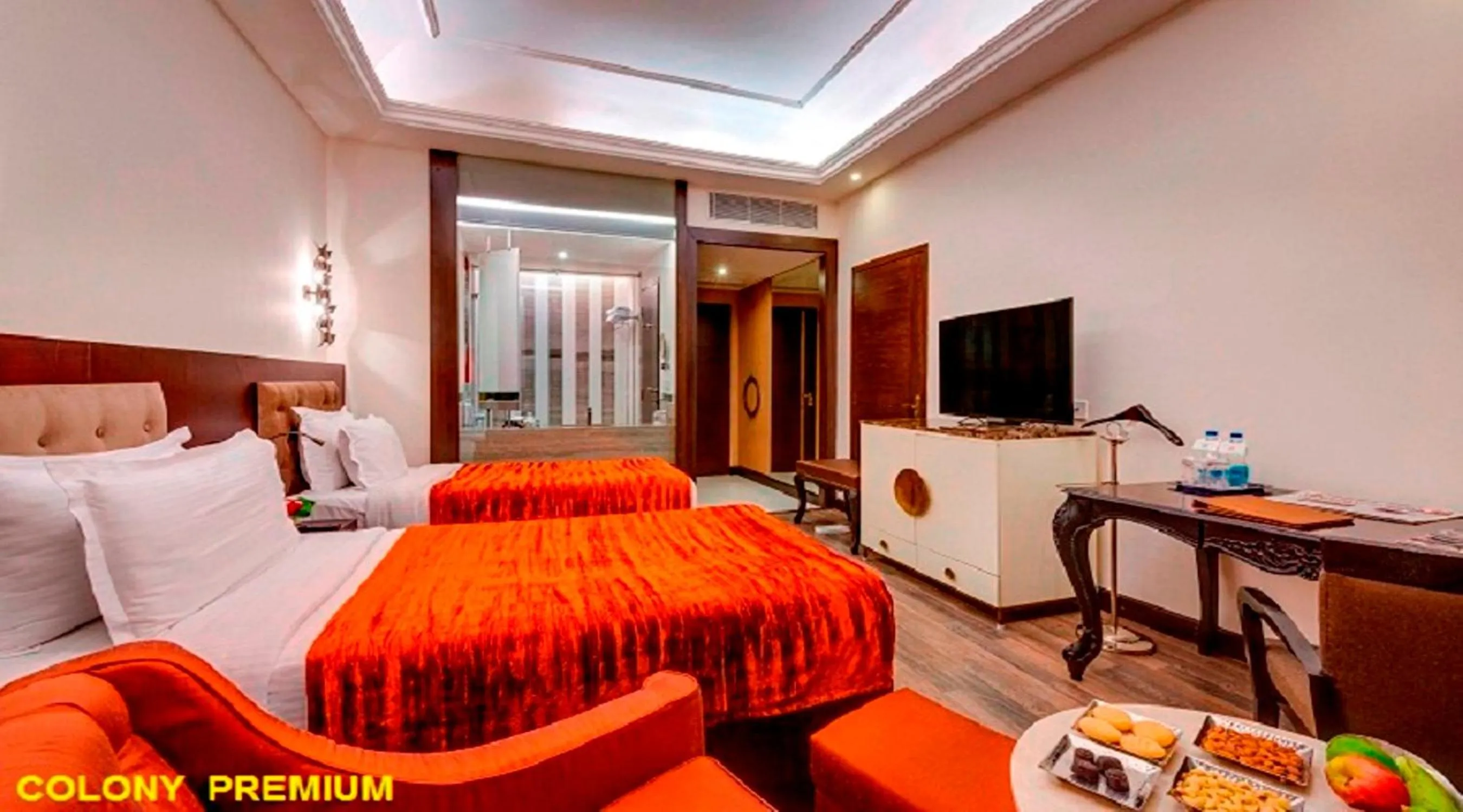 Photo of the whole room, Bed in Hotel Hindusthan International, Kolkata