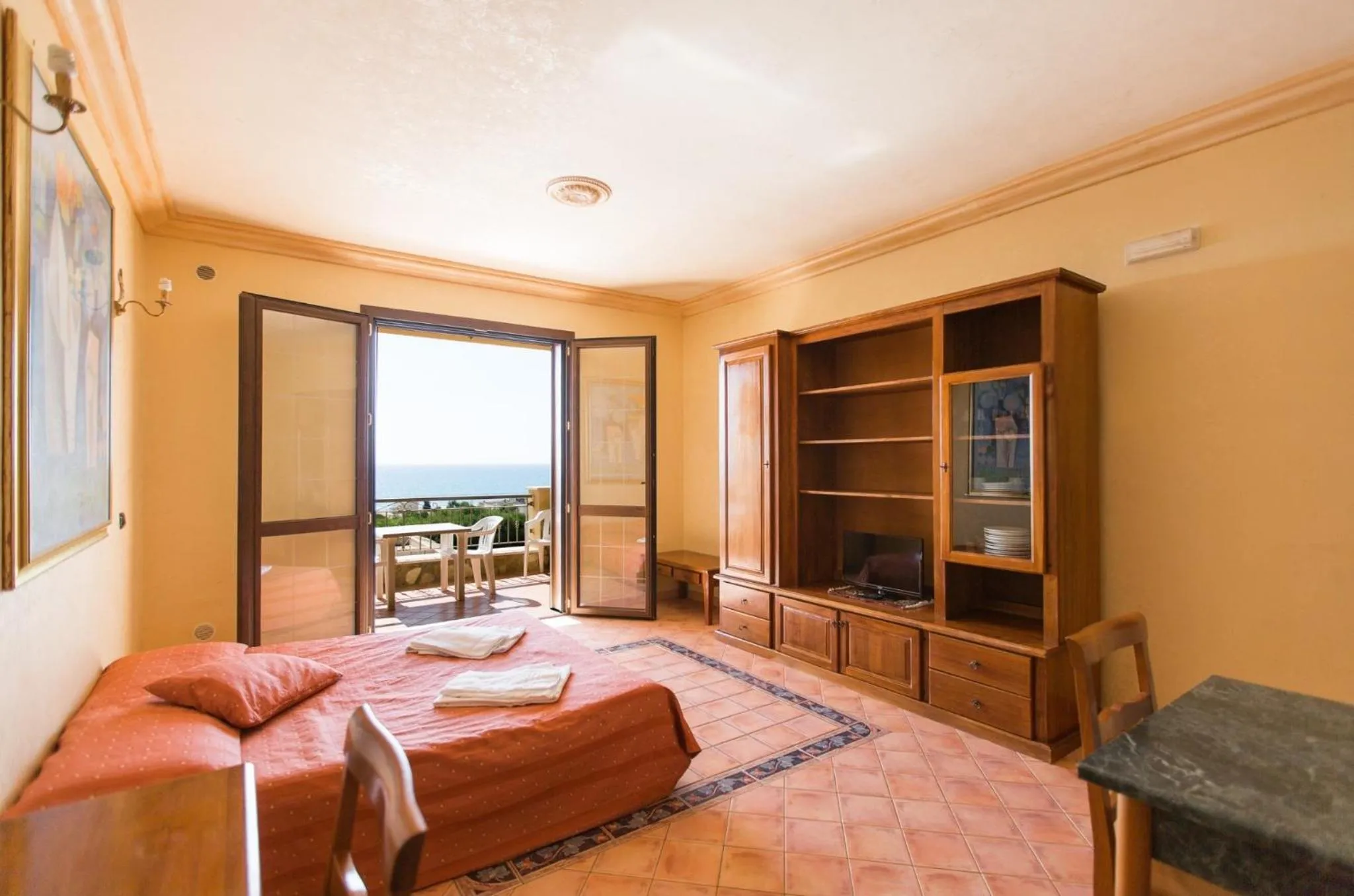 Bed in Triscinamare Hotel Residence