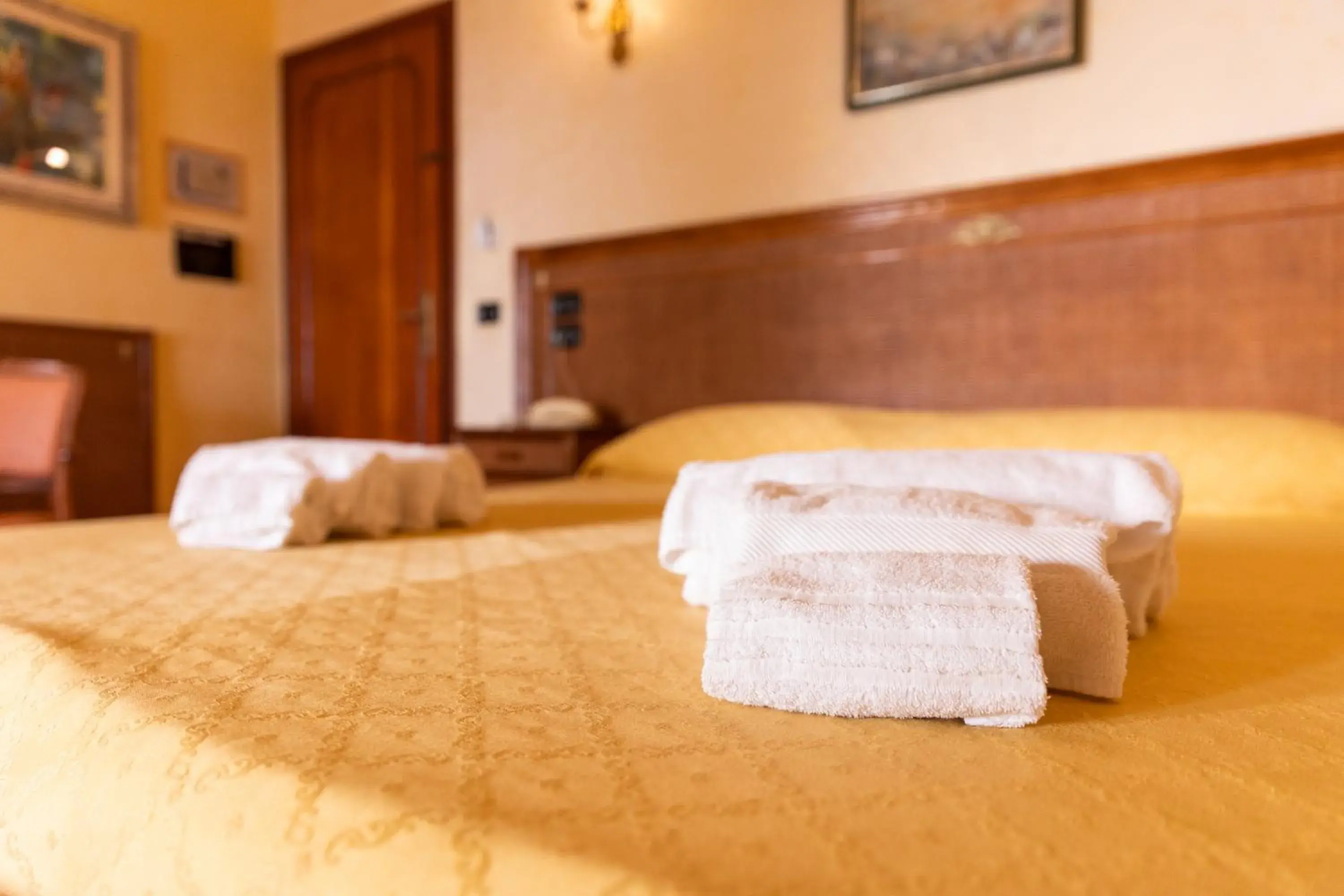 Bed in Triscinamare Hotel Residence Bed in Triscinamare Hotel Residence