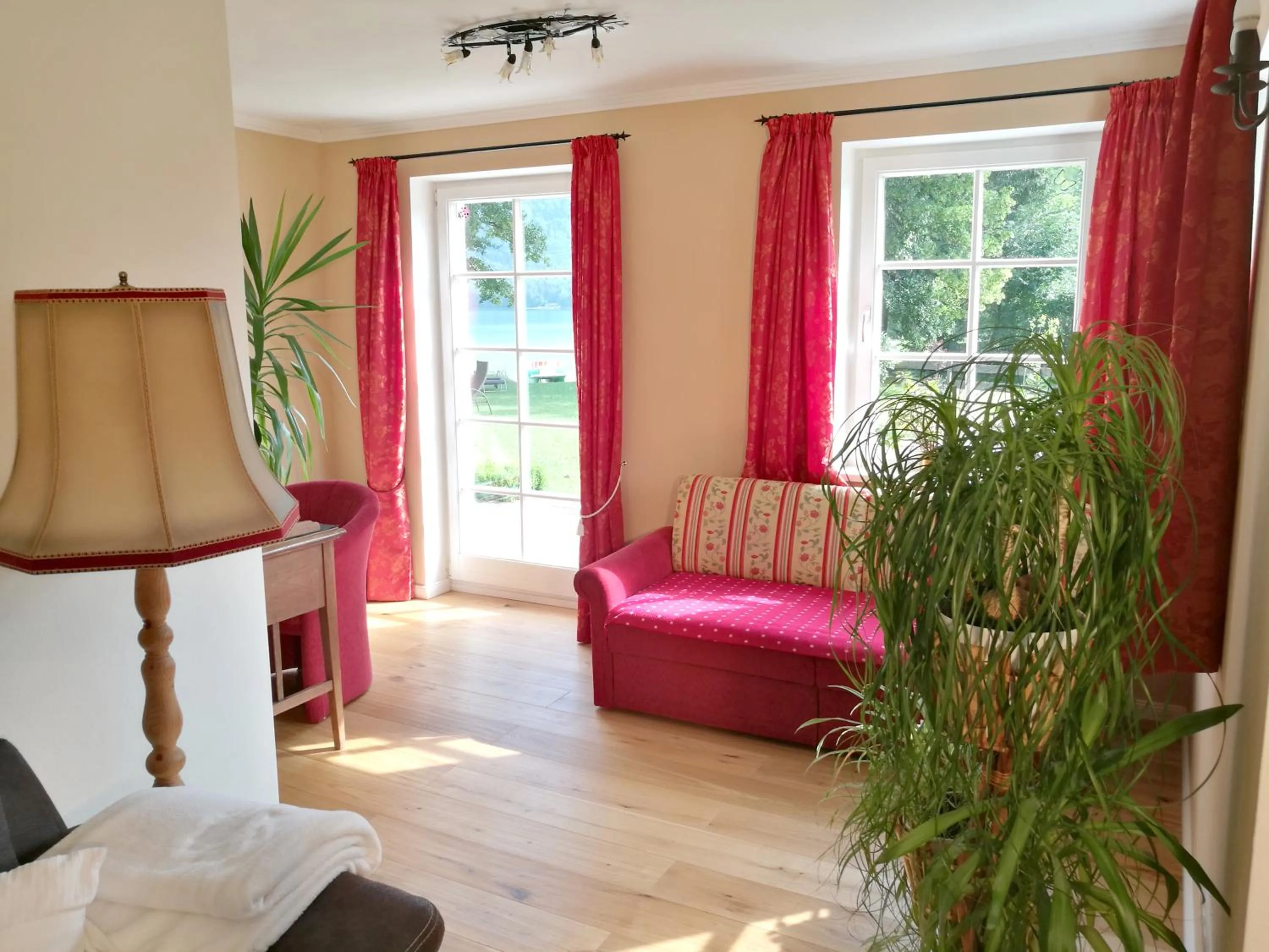 Photo of the whole room in Landhaus Leitner am Wolfgangsee