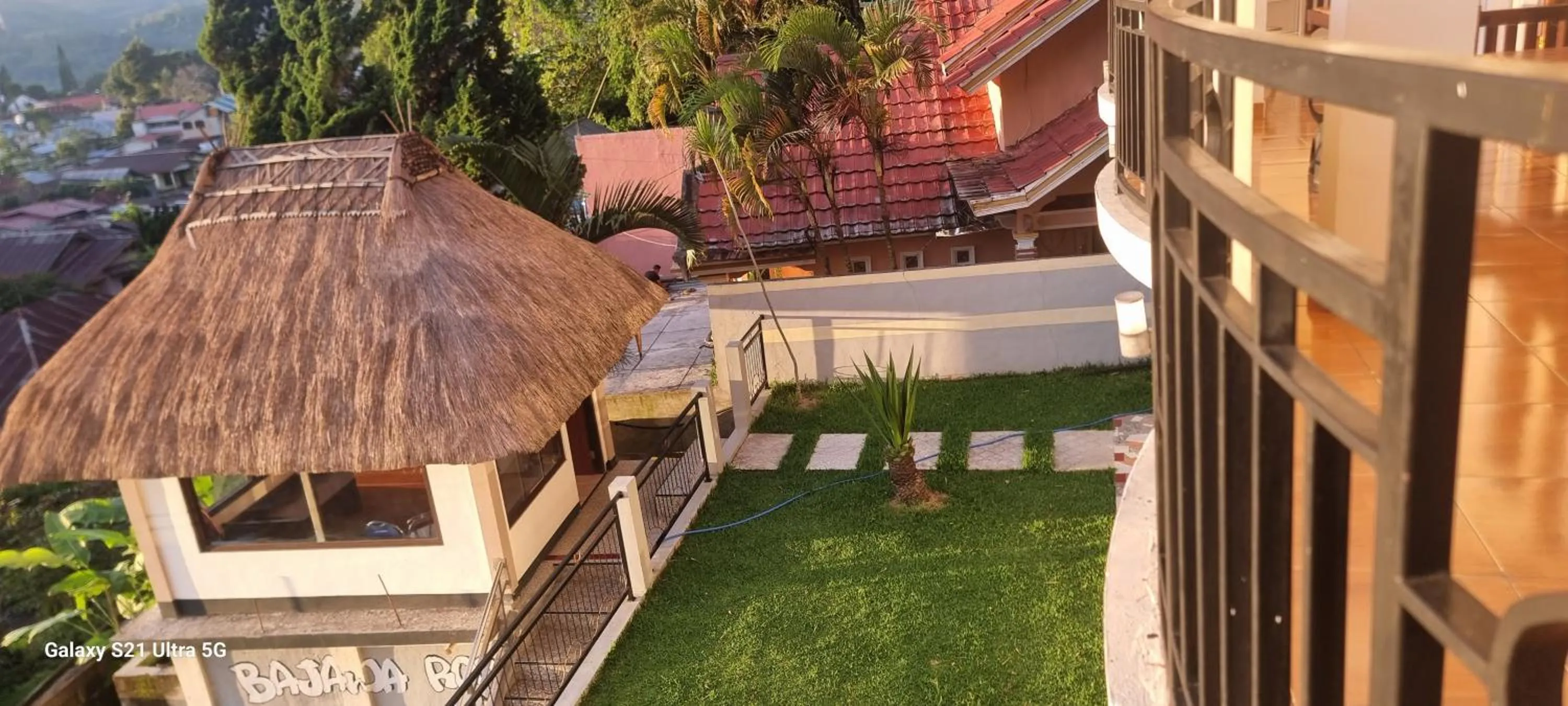 Property building in Bajawa-Roo Hotel
