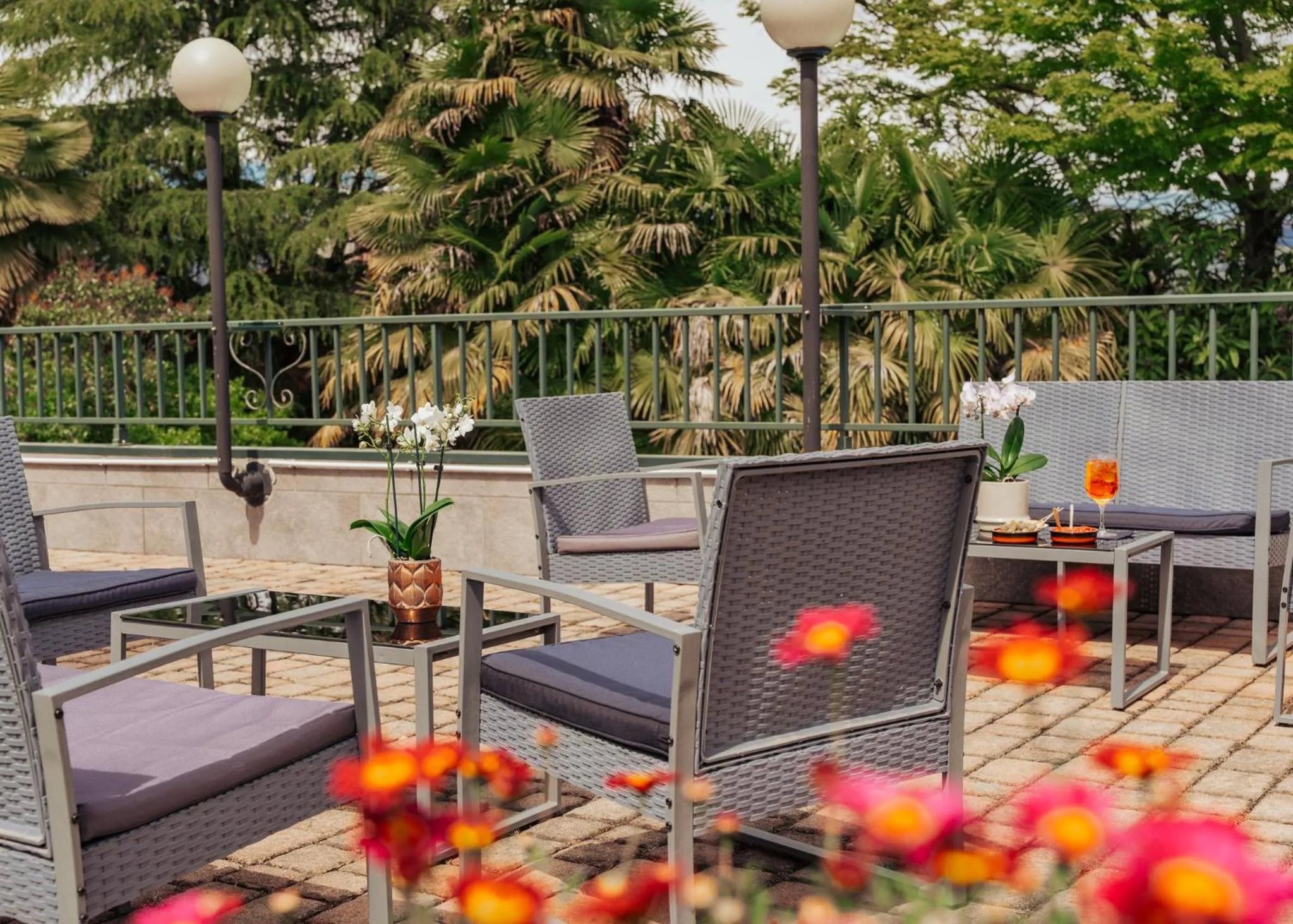 Patio in Hotel Flora