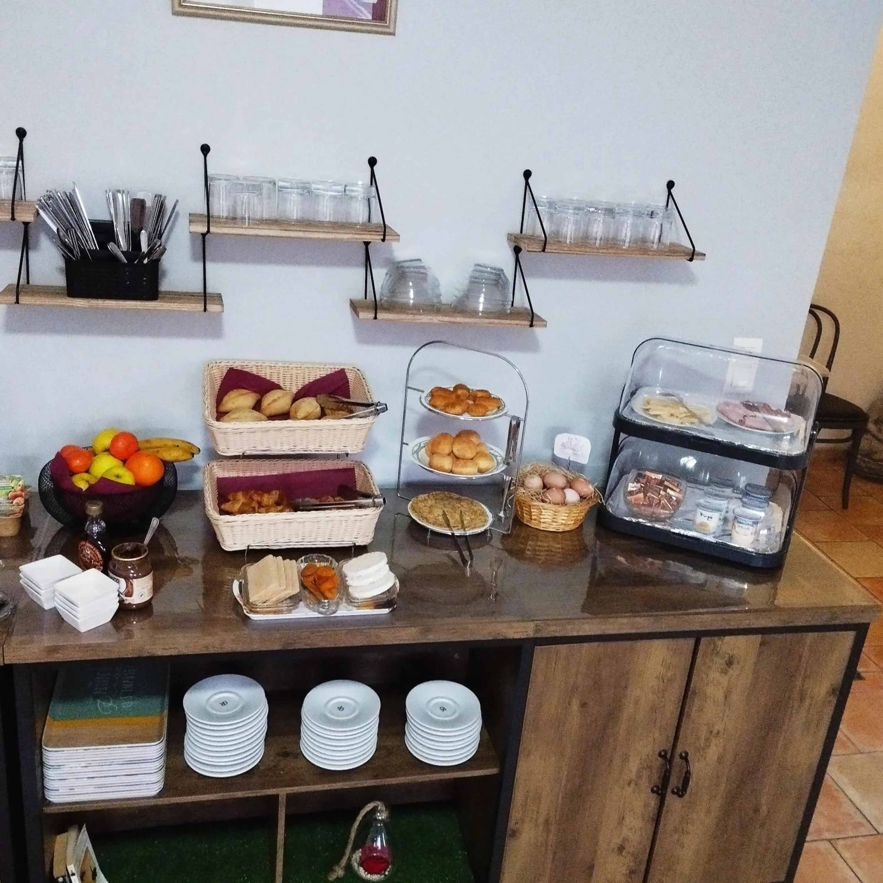 Breakfast in Hotel Du Lac