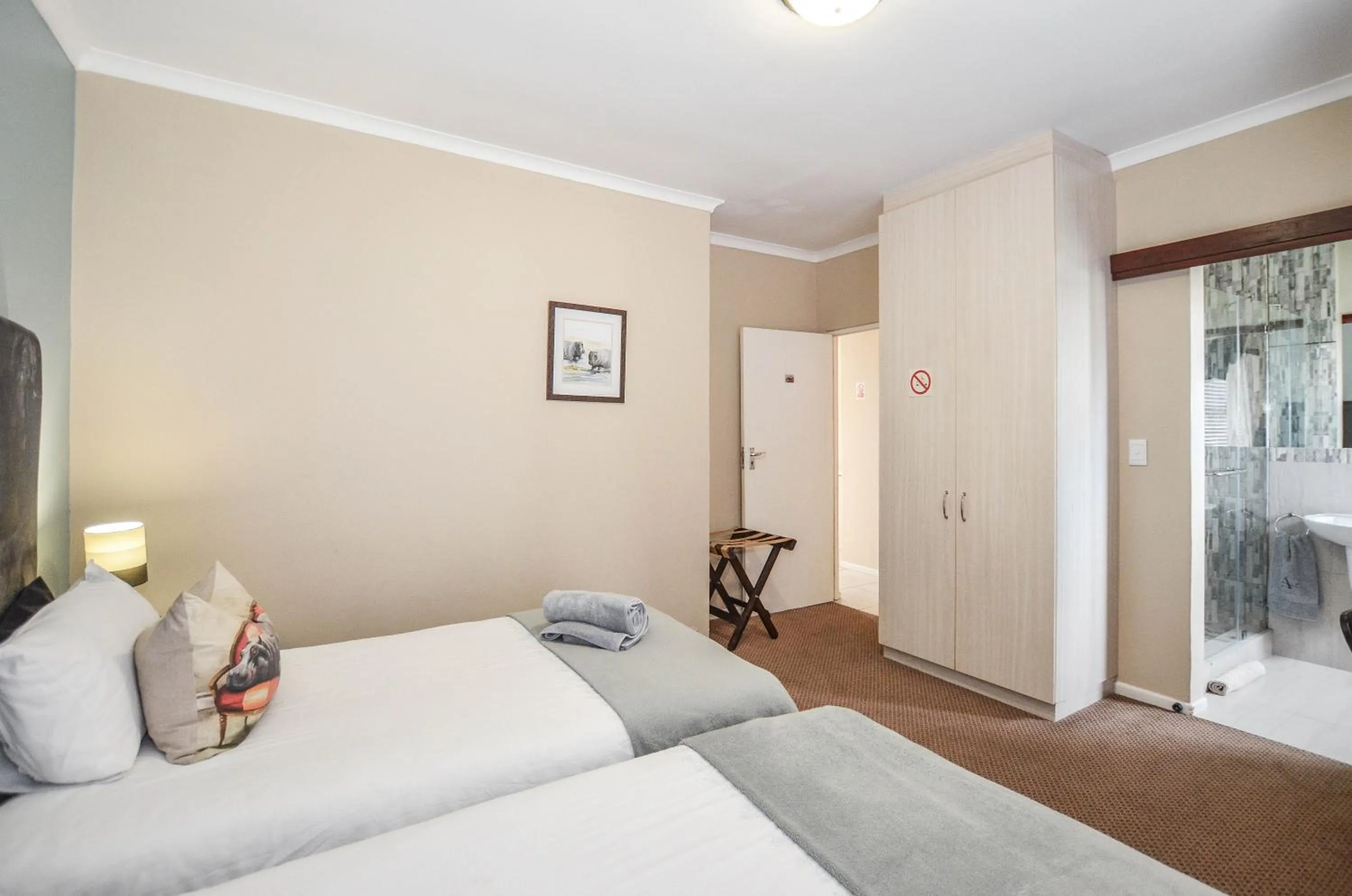 Bedroom, Bed in Atlantic Breeze