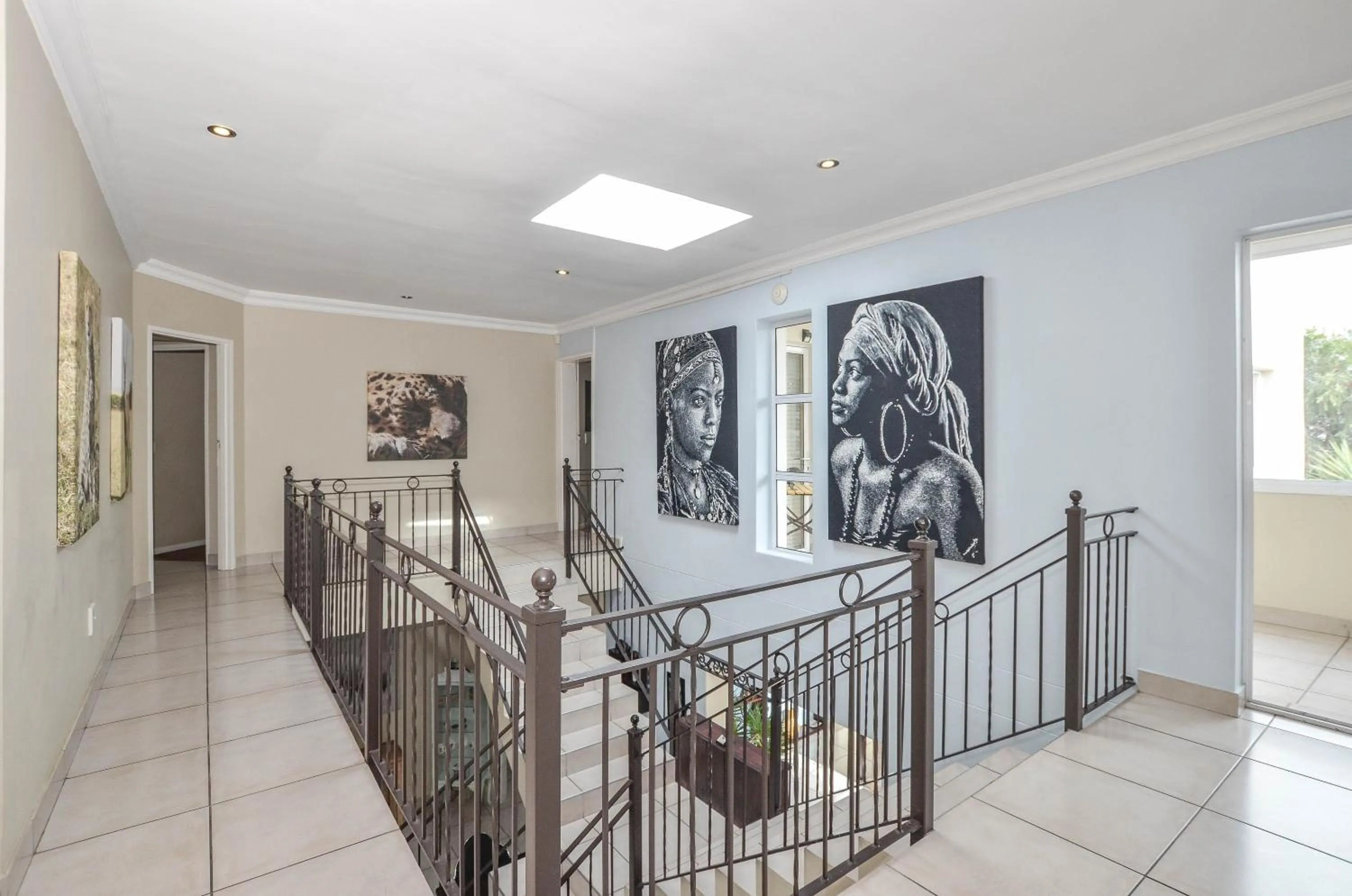 Decorative detail in Atlantic Breeze