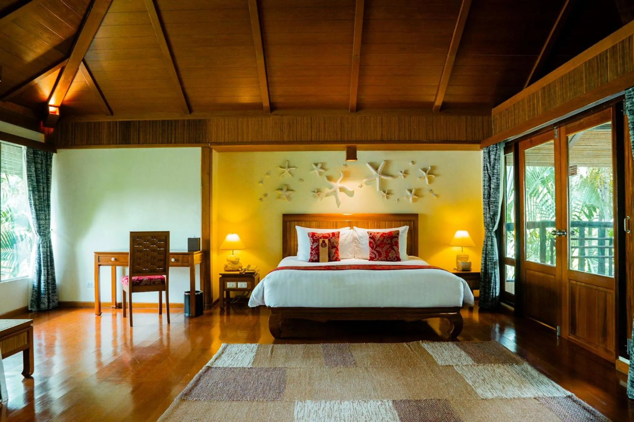 Bed in Centara Koh Chang Tropicana Resort