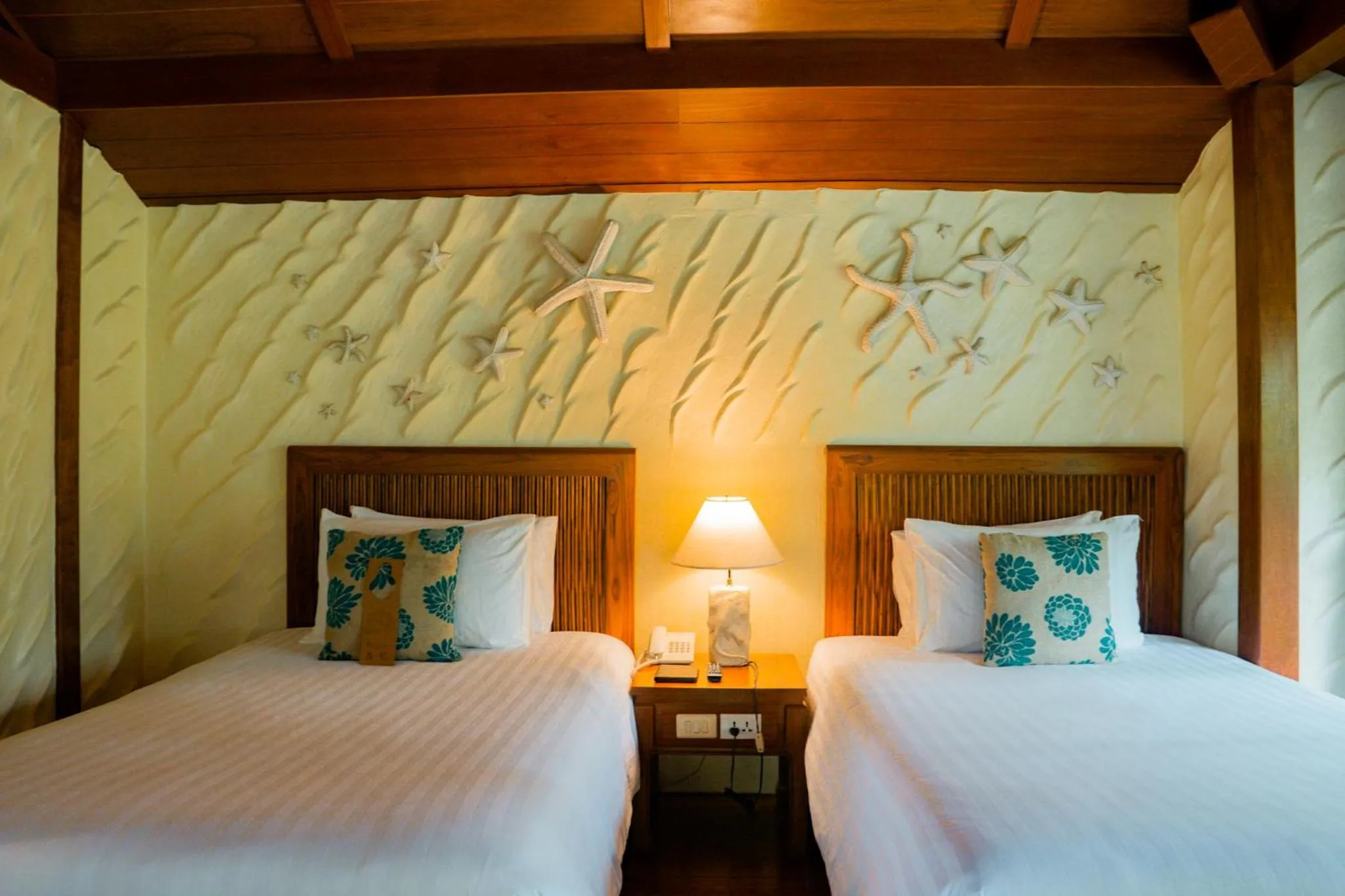 Bed in Centara Koh Chang Tropicana Resort