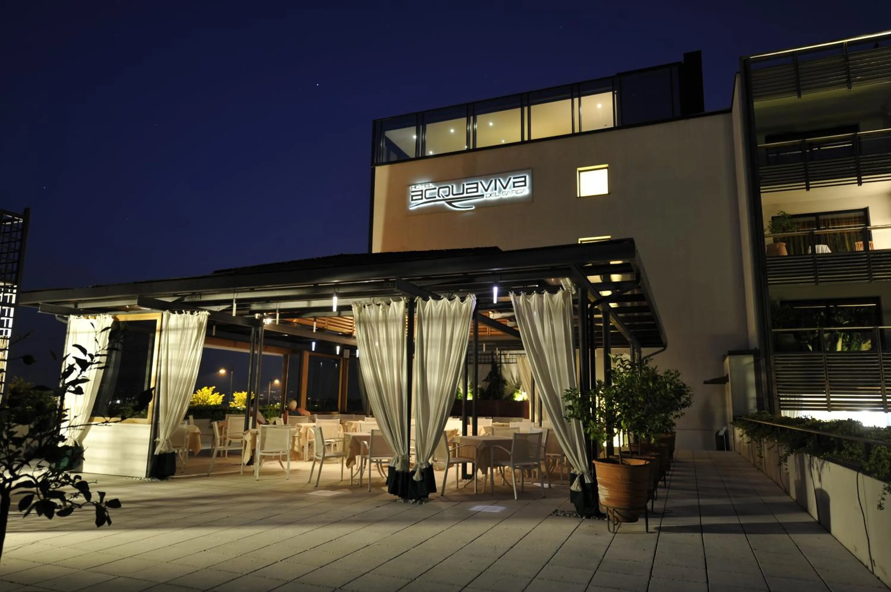 Facade/entrance in Hotel Acquaviva Del Garda