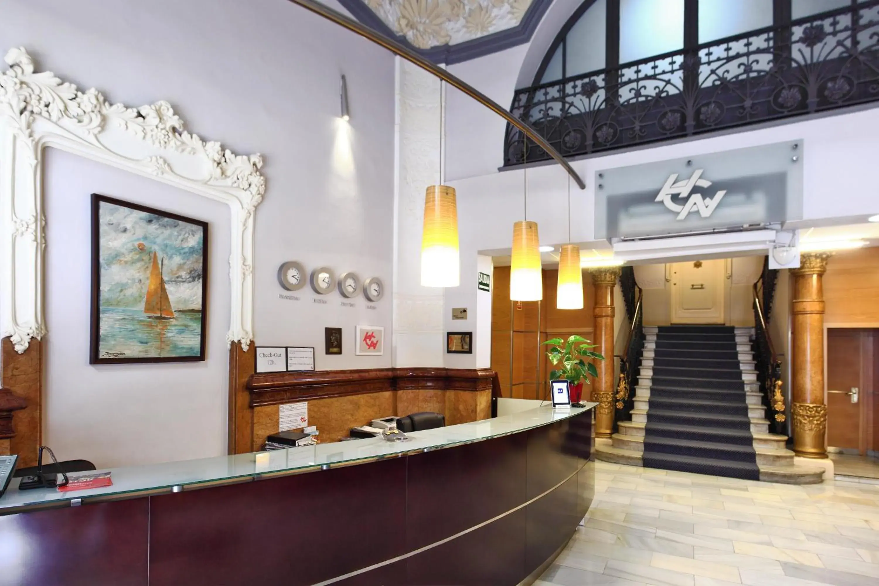 Facade/entrance in Cuatro Naciones Facade/entrance in Cuatro Naciones