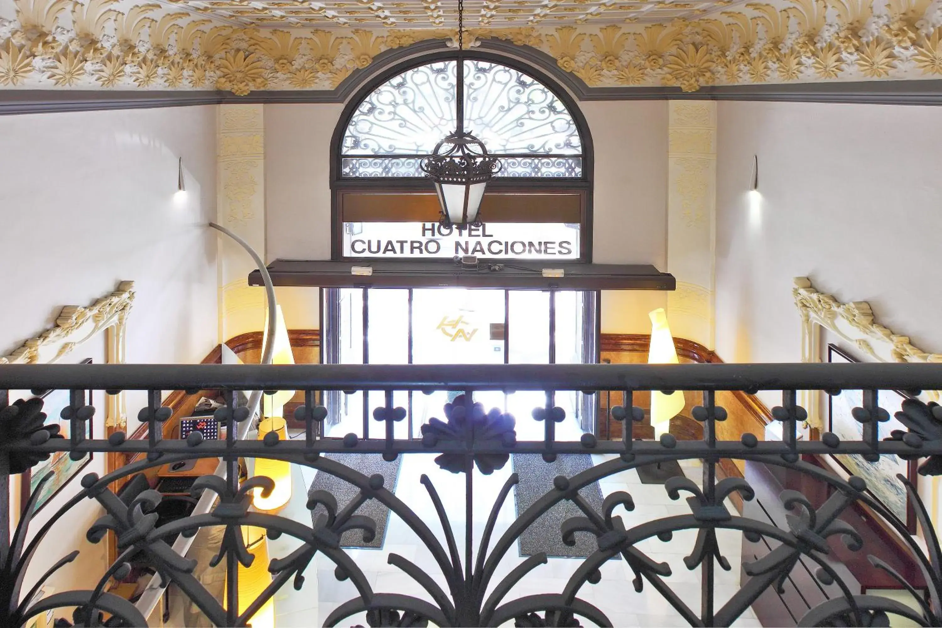 Property building in Cuatro Naciones Property building in Cuatro Naciones