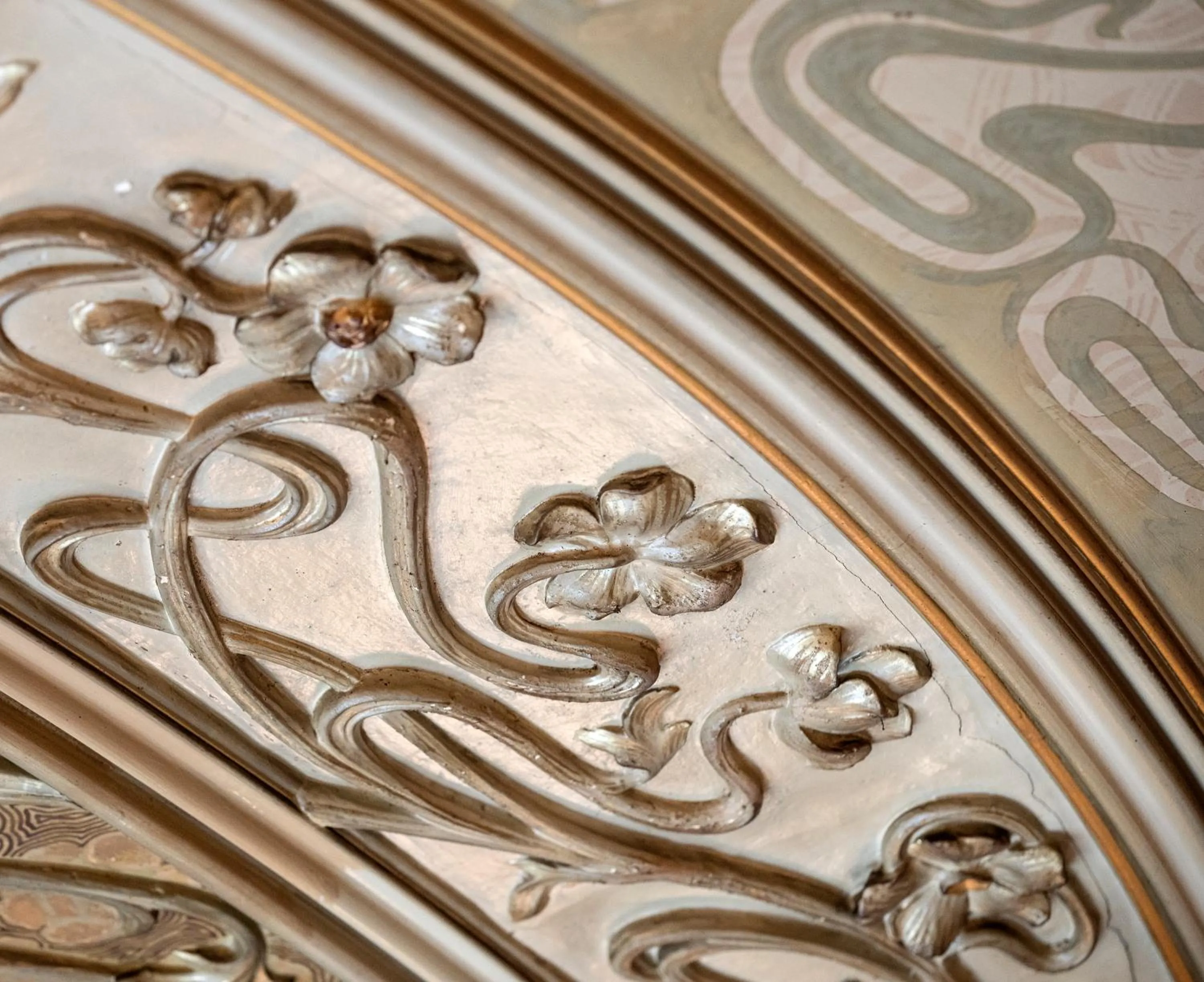 Decorative detail in Cuatro Naciones