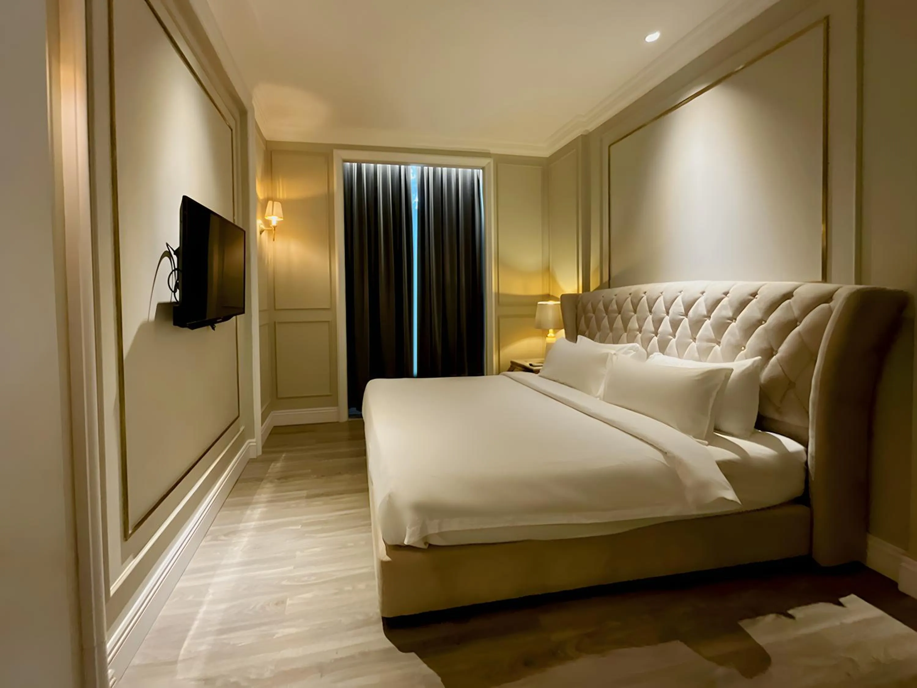Bed in Grand Eska Hotel & Suites Batam