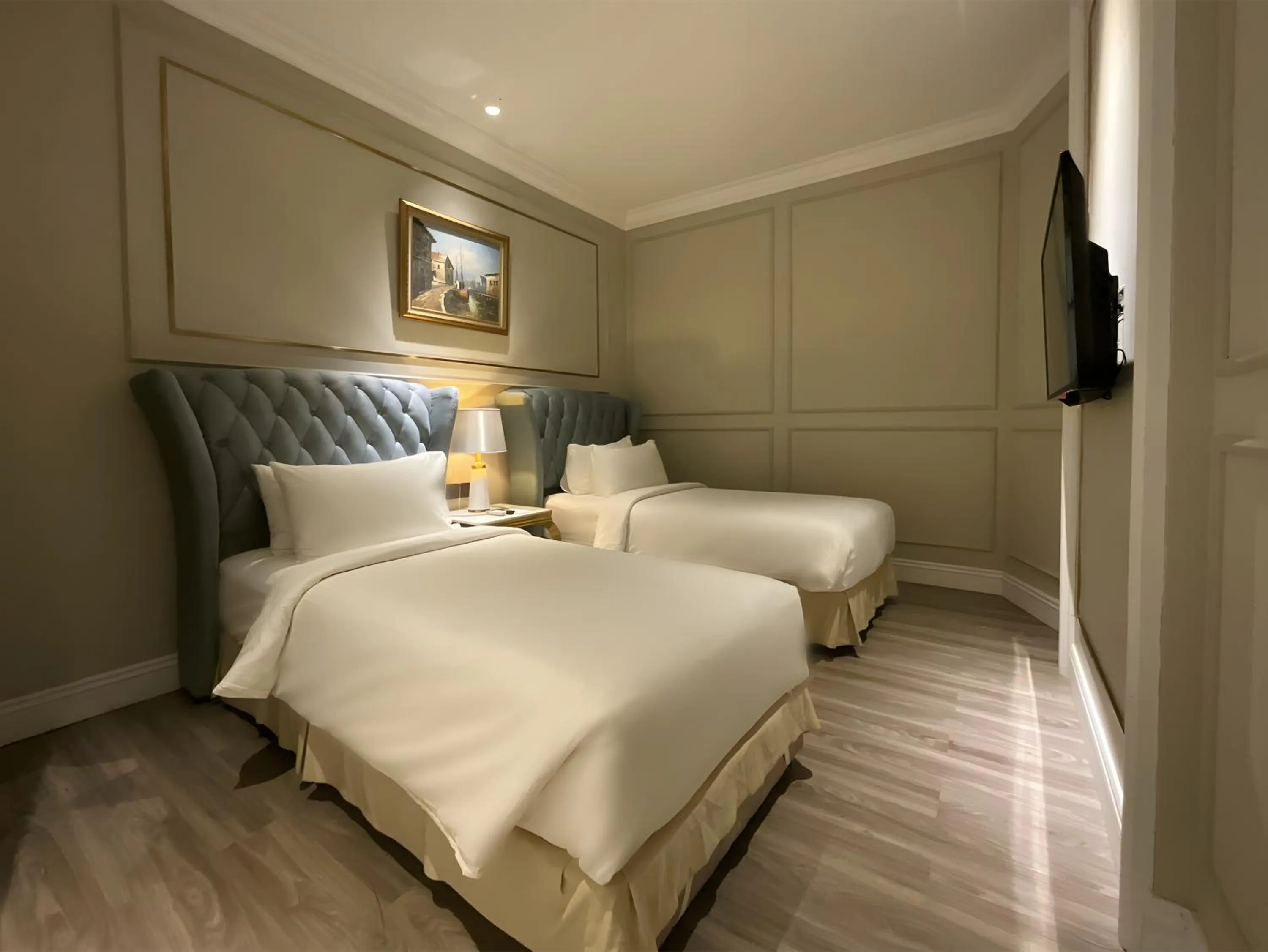 Bed in Grand Eska Hotel & Suites Batam