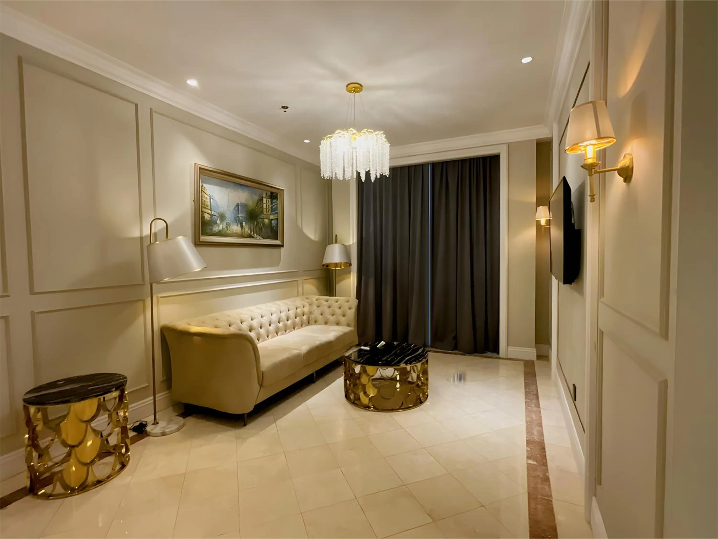 Bed in Grand Eska Hotel & Suites Batam