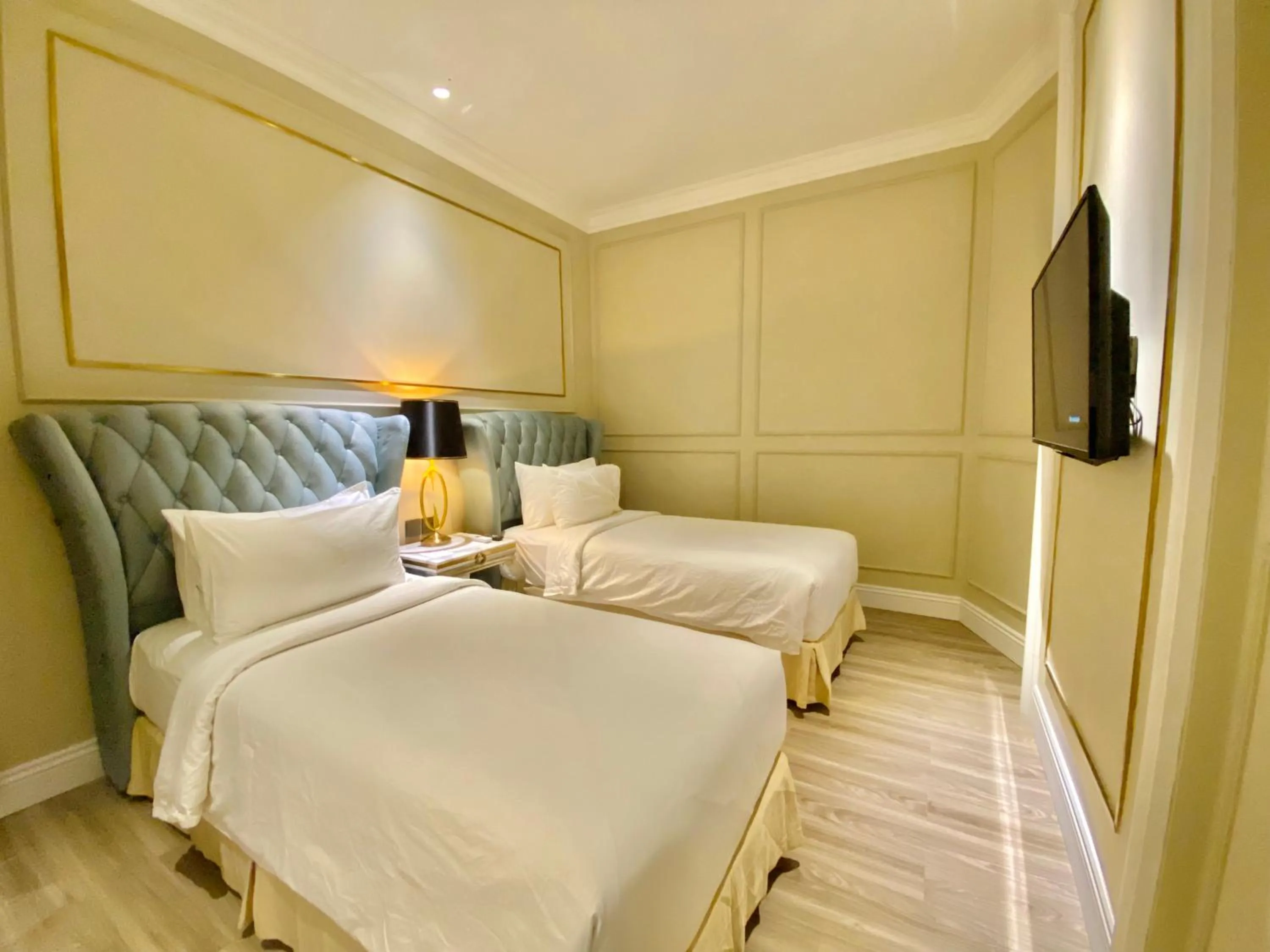 Bed in Grand Eska Hotel & Suites Batam