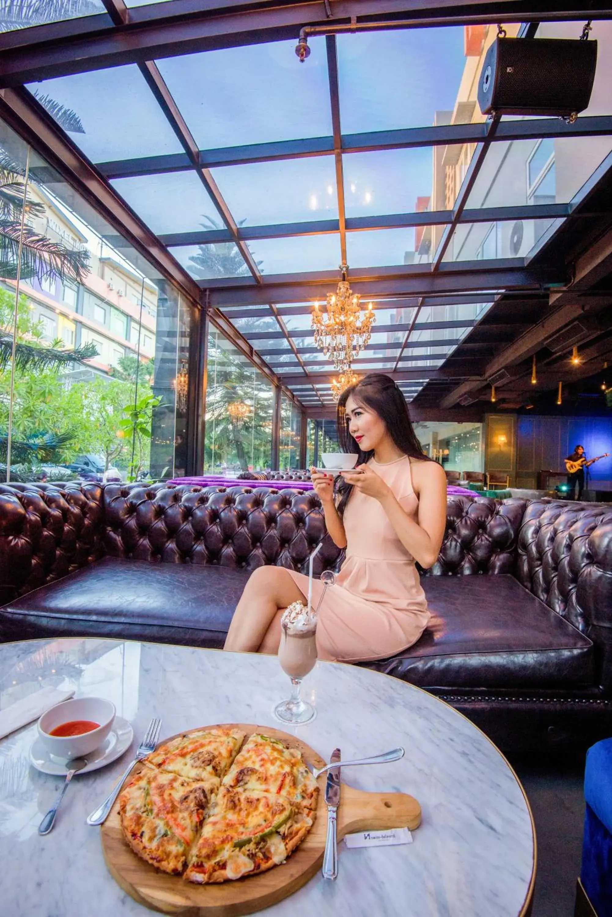 Lounge or bar in Swiss-Belhotel Kendari Lounge or bar in Swiss-Belhotel Kendari