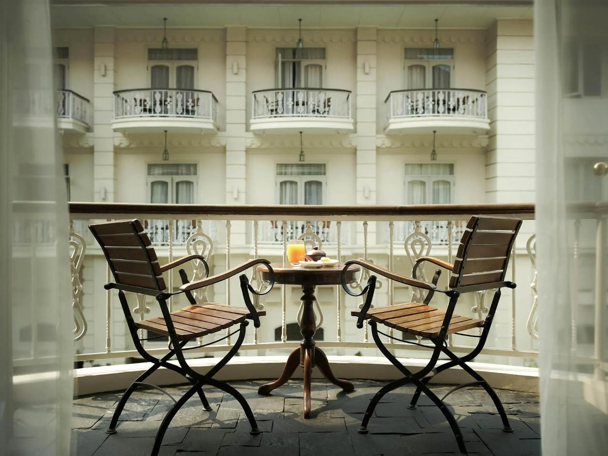 Photo of the whole room in The Phoenix Hotel Yogyakarta - Handwritten Collection