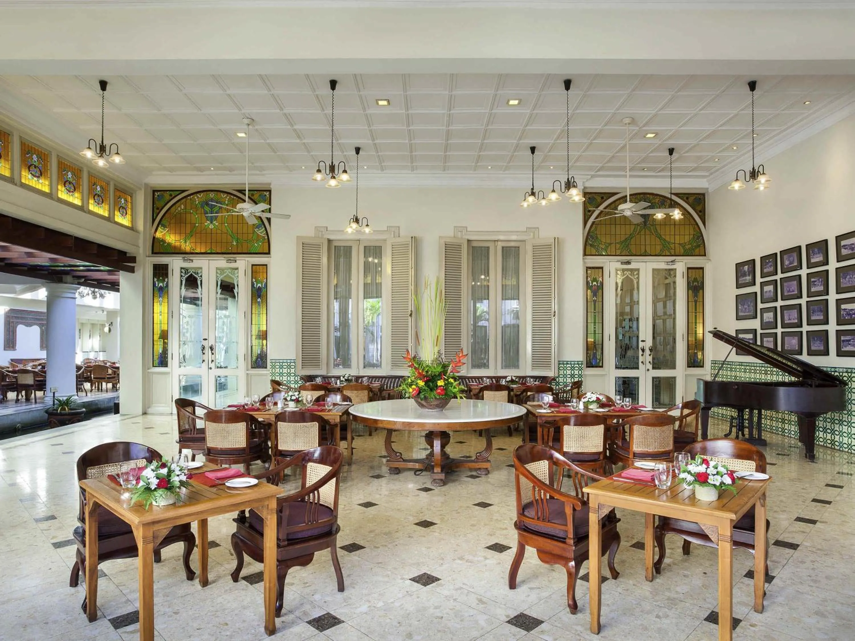 Restaurant/places to eat in The Phoenix Hotel Yogyakarta - Handwritten Collection