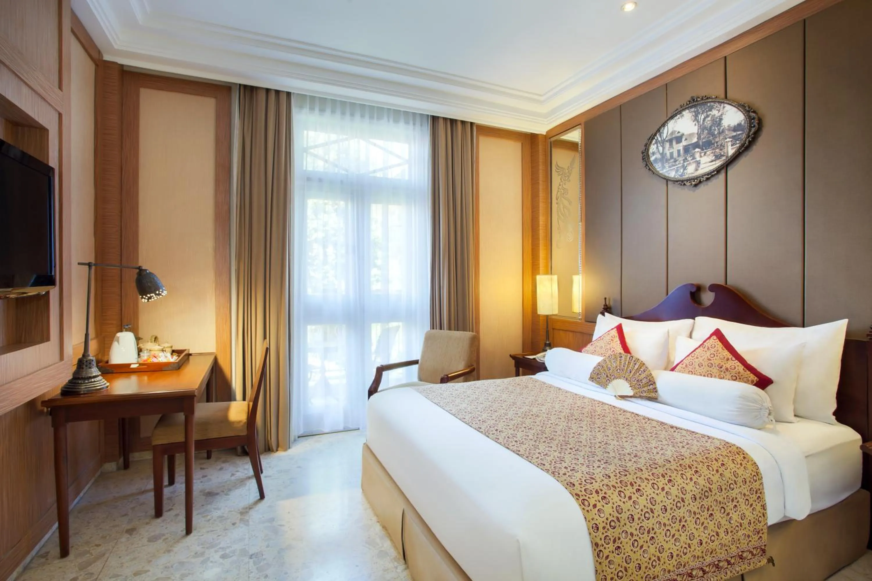 Bedroom, Bed in The Phoenix Hotel Yogyakarta - Handwritten Collection