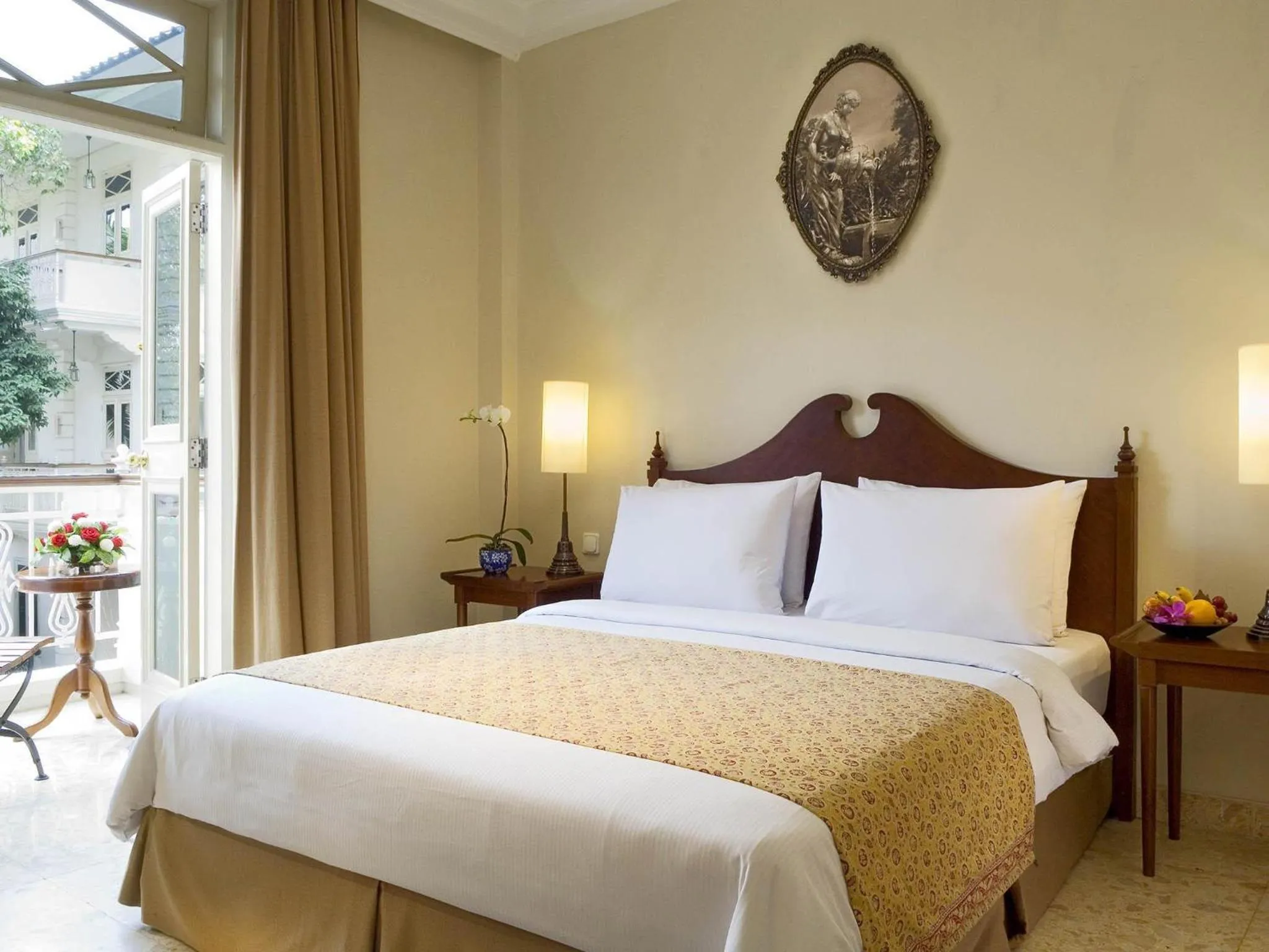 Bedroom, Bed in The Phoenix Hotel Yogyakarta - Handwritten Collection