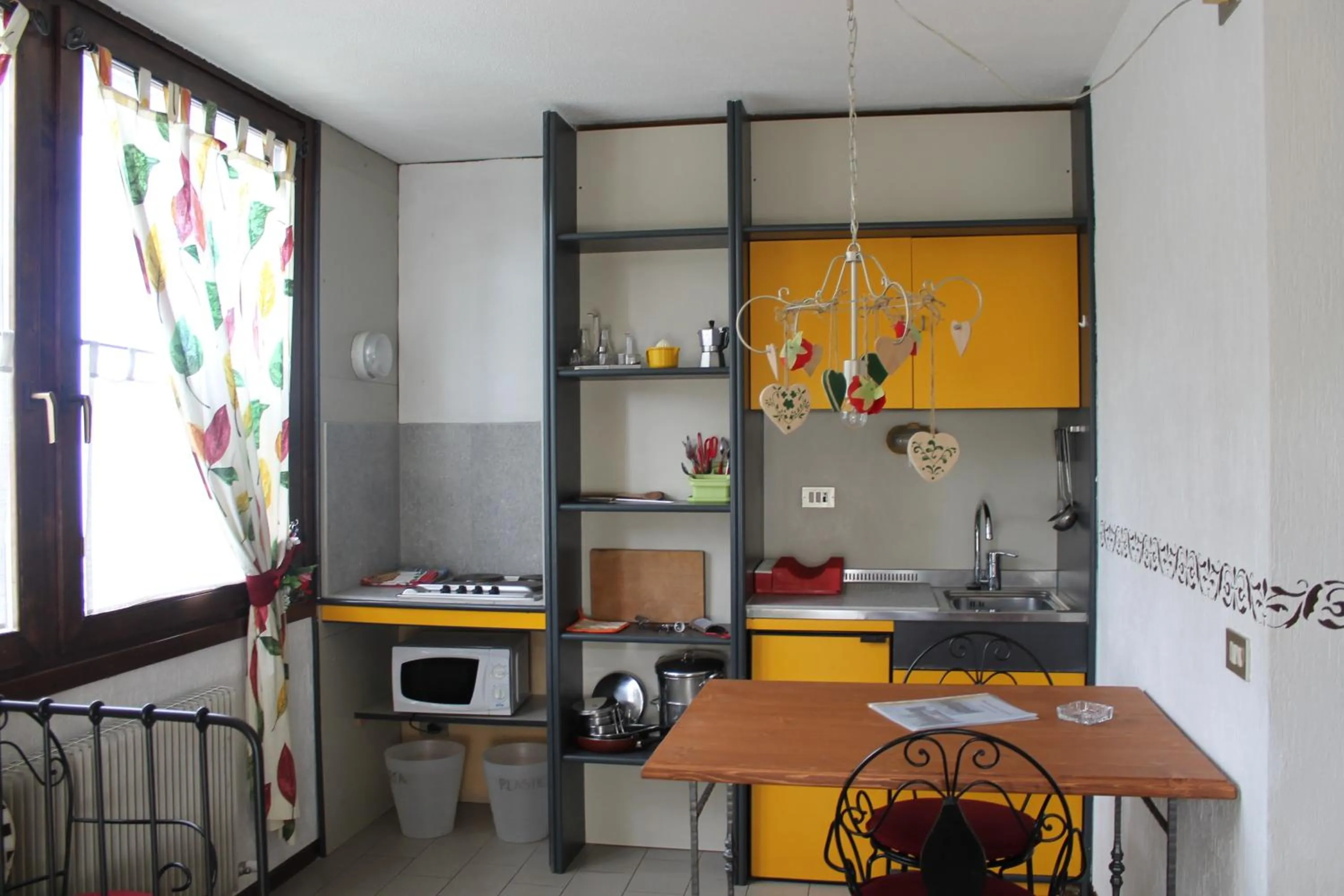 Kitchen or kitchenette in Jolly Residence