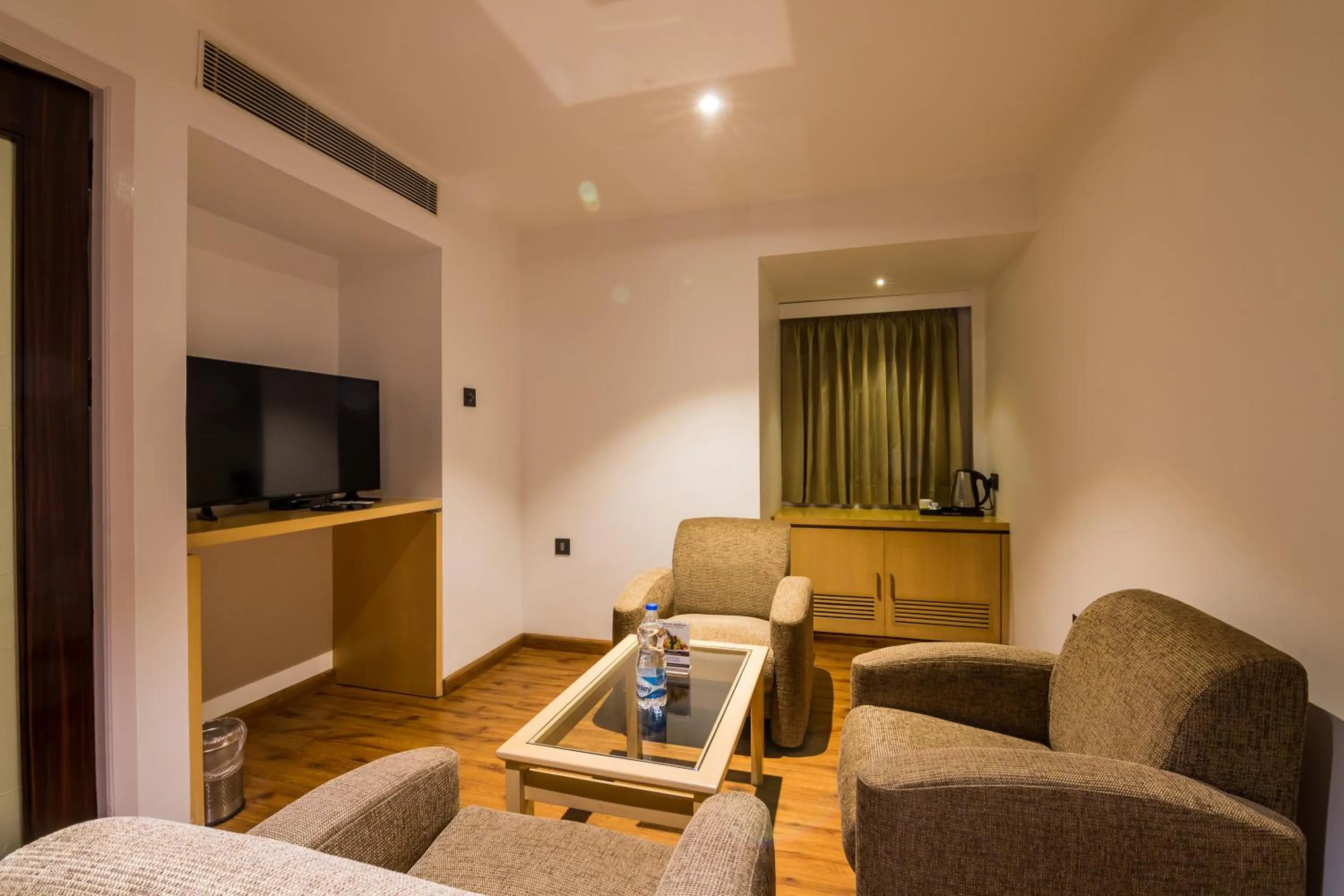 TV and multimedia in Hotel Hemala