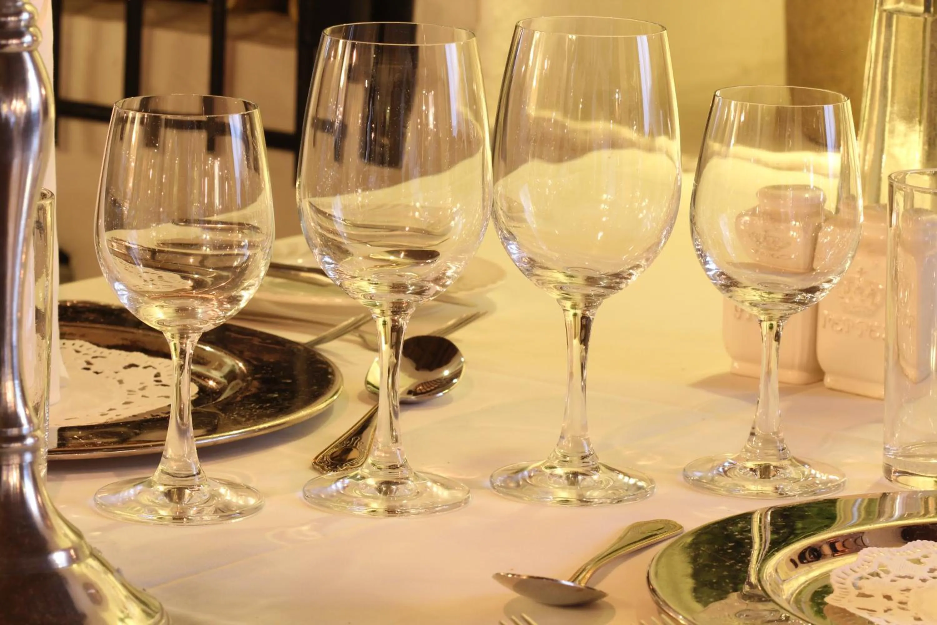 Restaurant/places to eat in Vraa Slotshotel