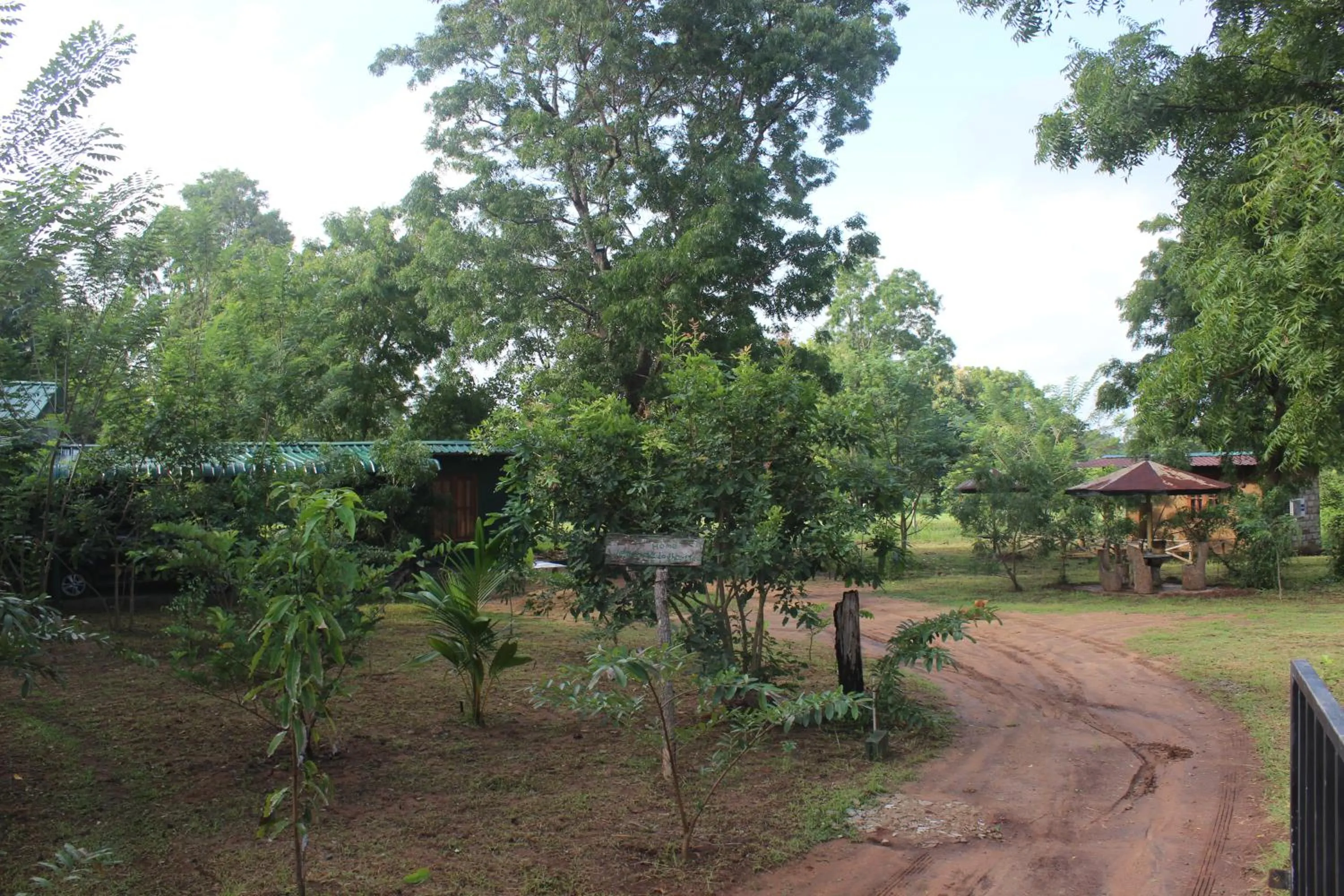 Wilpattu Holiday Home