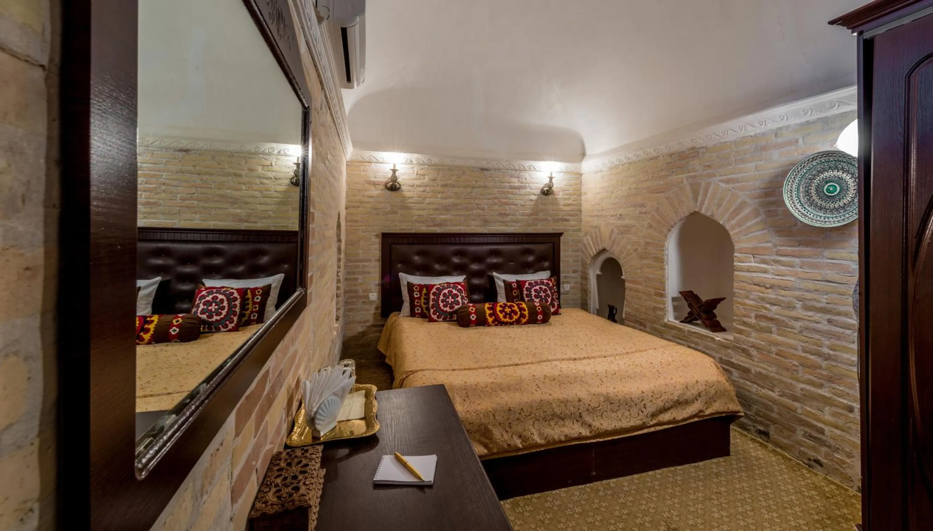 Orient Star Khiva Hotel- Madrasah Muhammad Aminkhan 1855